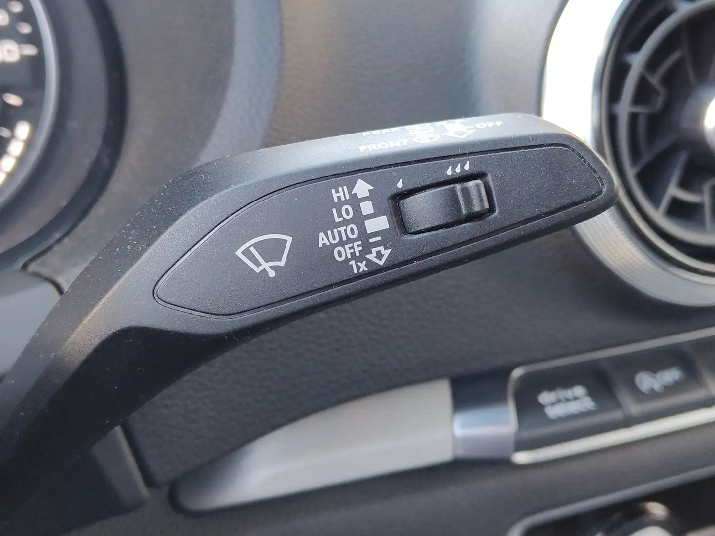 Foto Audi A3 Audi A3 Sportback S line 30 TDI (116 CV)