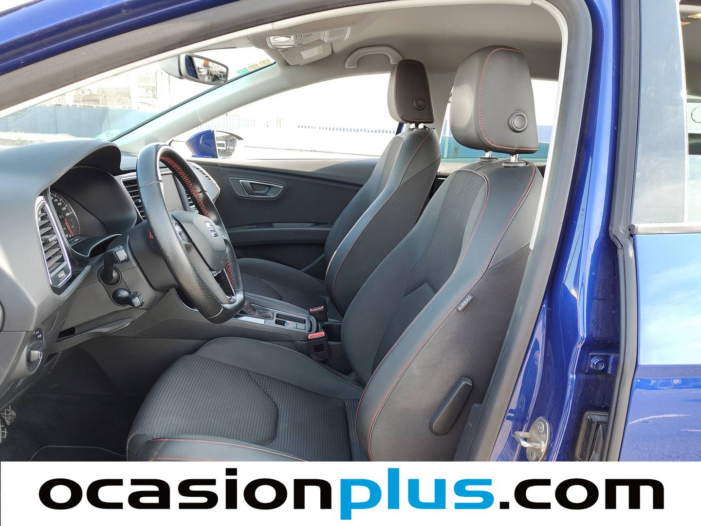 Foto asientos delanteros Seat León Seat León ST 2.0 TDI S&S FR DSG (150 CV)