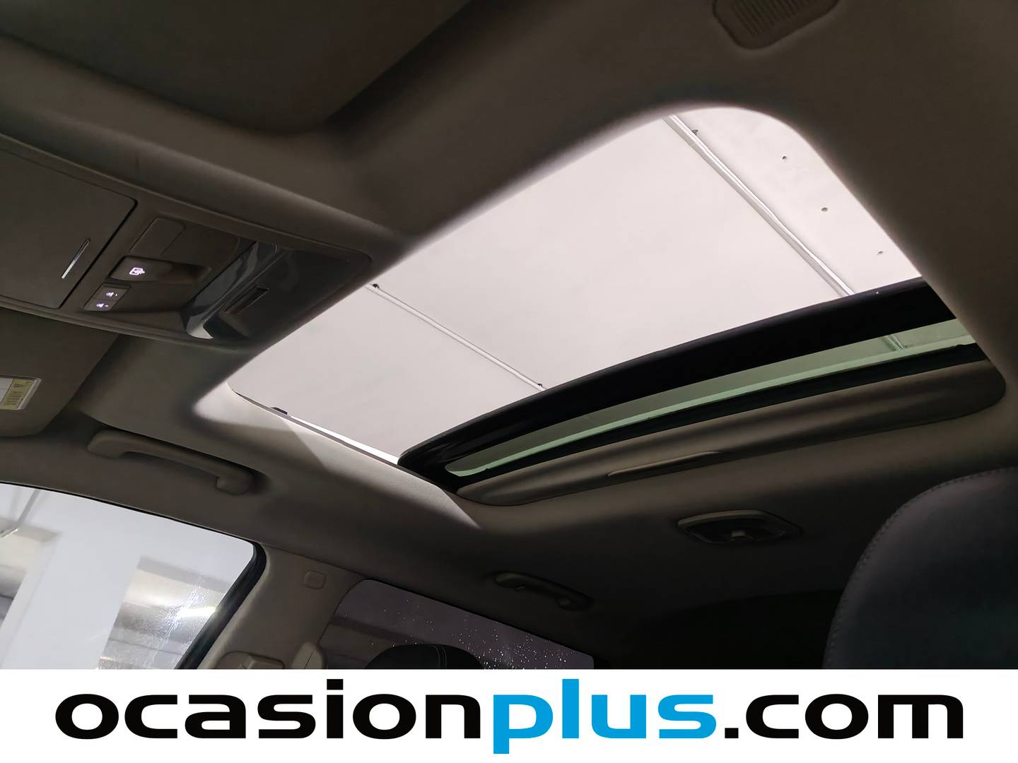 Extras y acabados del SsangYong Rexton SsangYong Rexton D22DTR 4x2 Limited Auto (181 CV) 7 Plazas