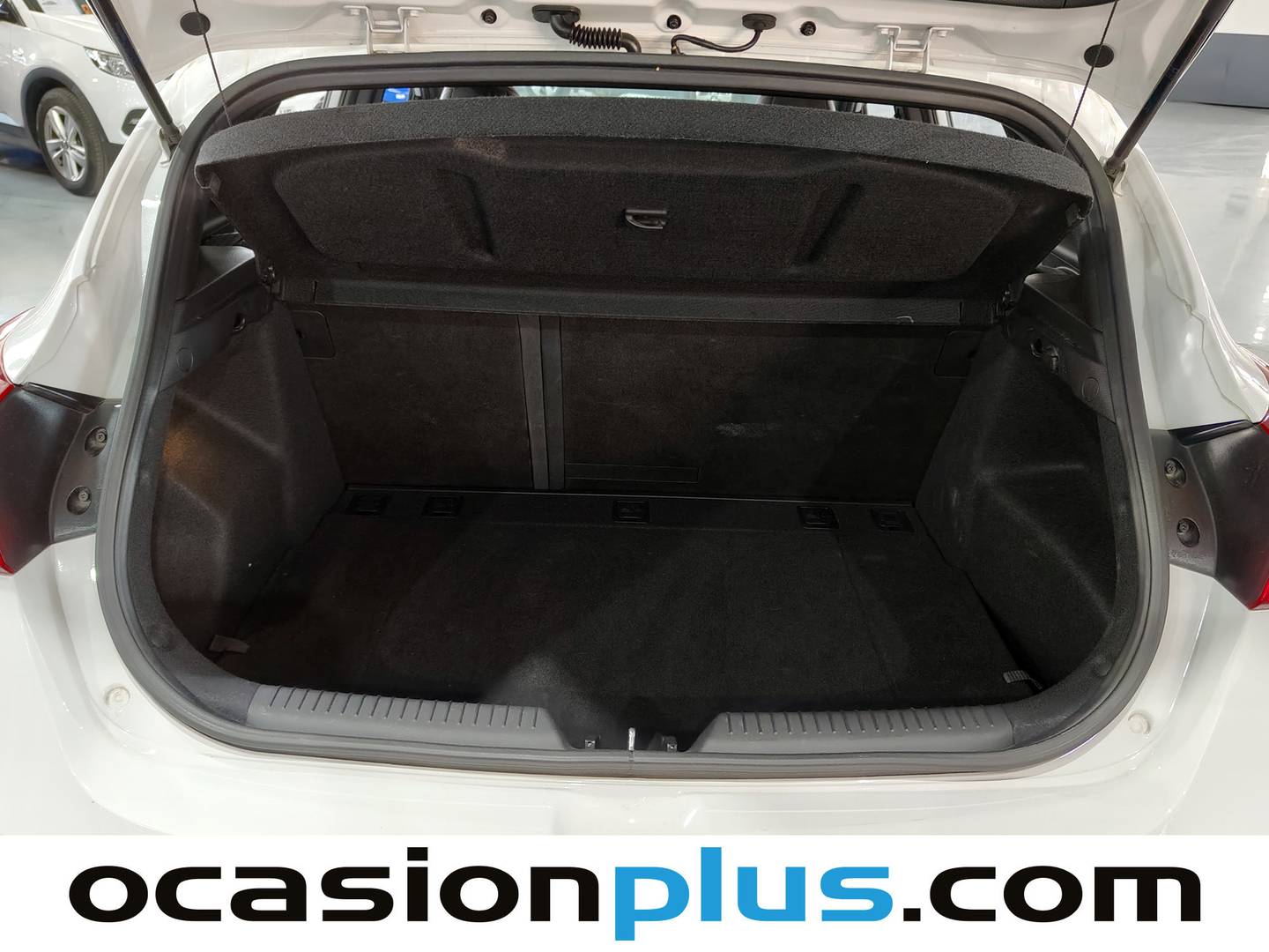 Fotos maletero Hyundai i30 Hyundai i30 1.6 TGDI Turbo Sky Nav  (186 CV)