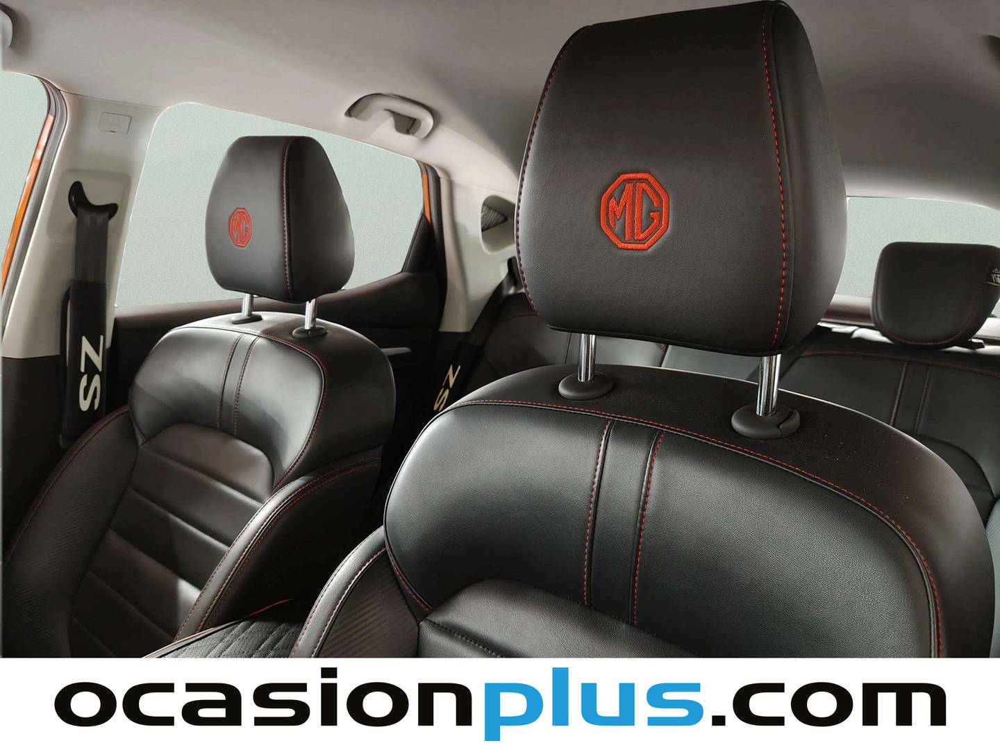 Extras y acabados del MG ZS MG ZS 1.0T Luxury Auto (111 CV)