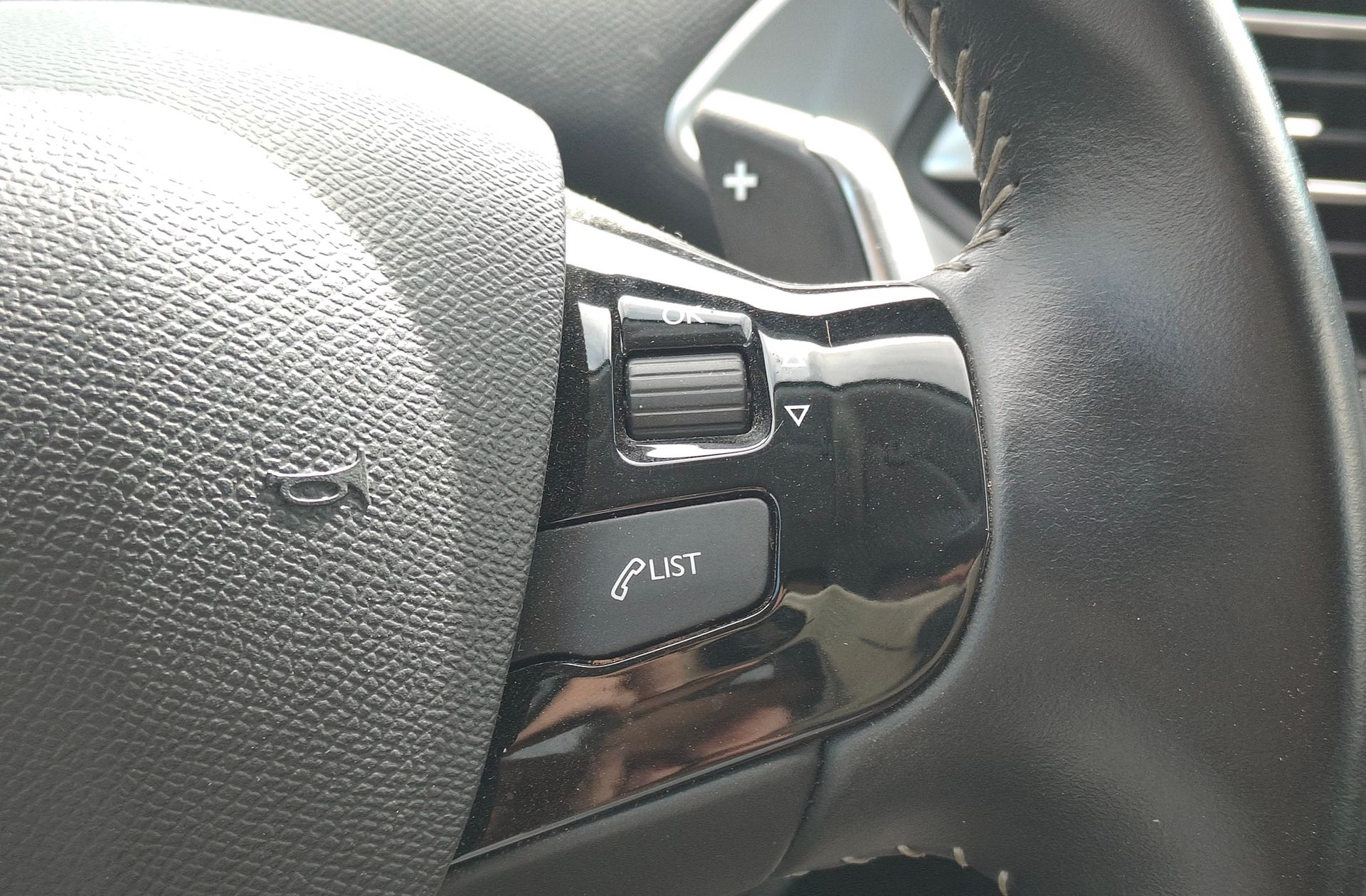 Peugeot 308 PureTech 130 Allure EAT8 - foto 31