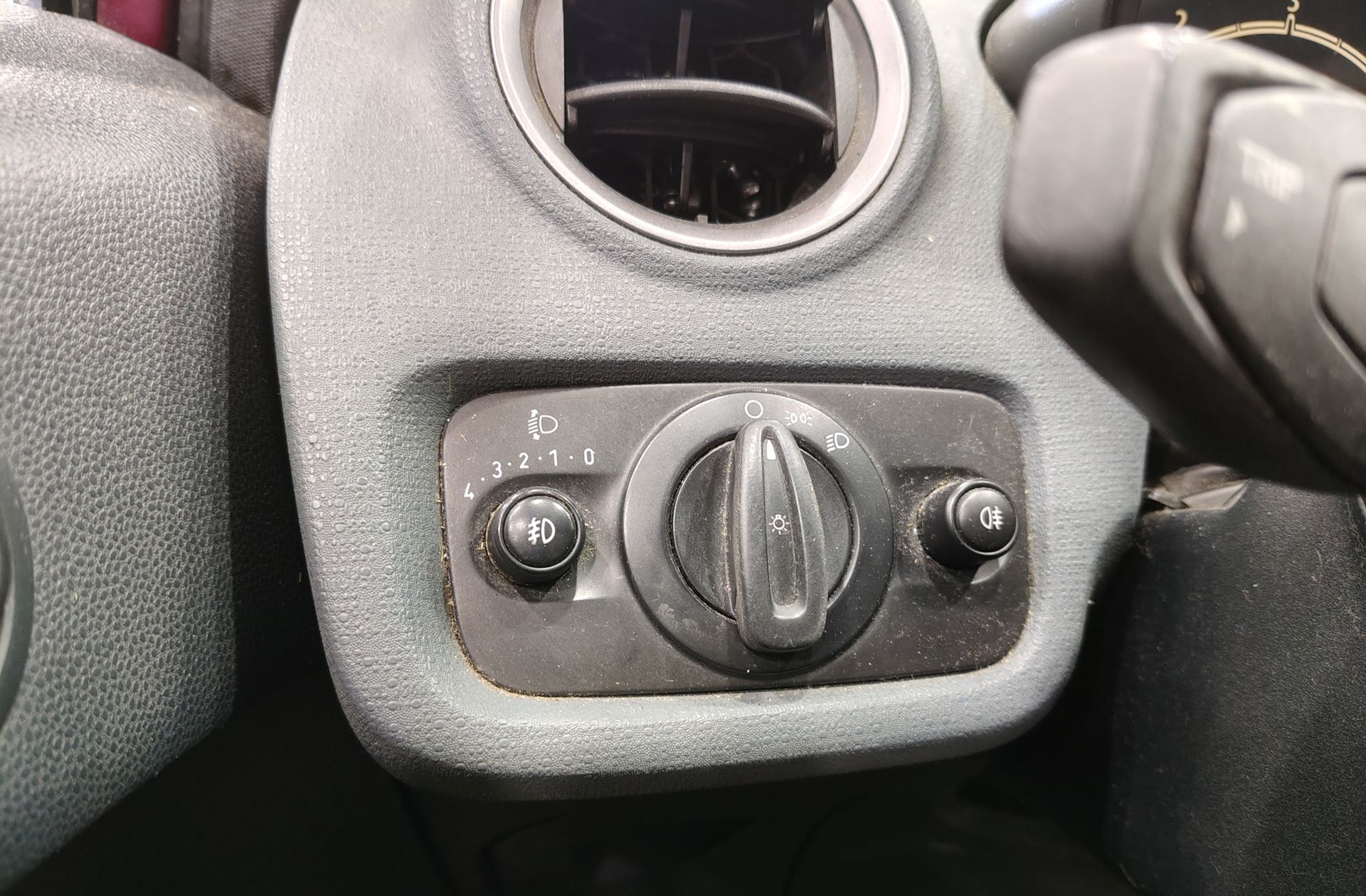 Ford Fiesta 1.4 TDCi Trend - foto 18