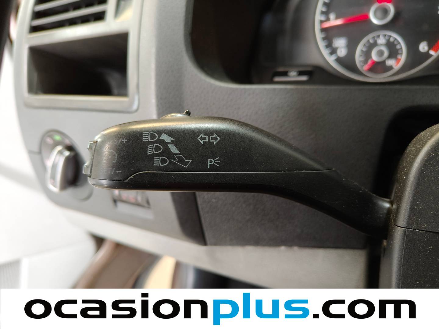 Volkswagen Caravelle Volkswagen Caravelle Comfortline Batalla Corta 2.0 BiTDI 4Motion (180 CV) DSG 9 Plazas 2011