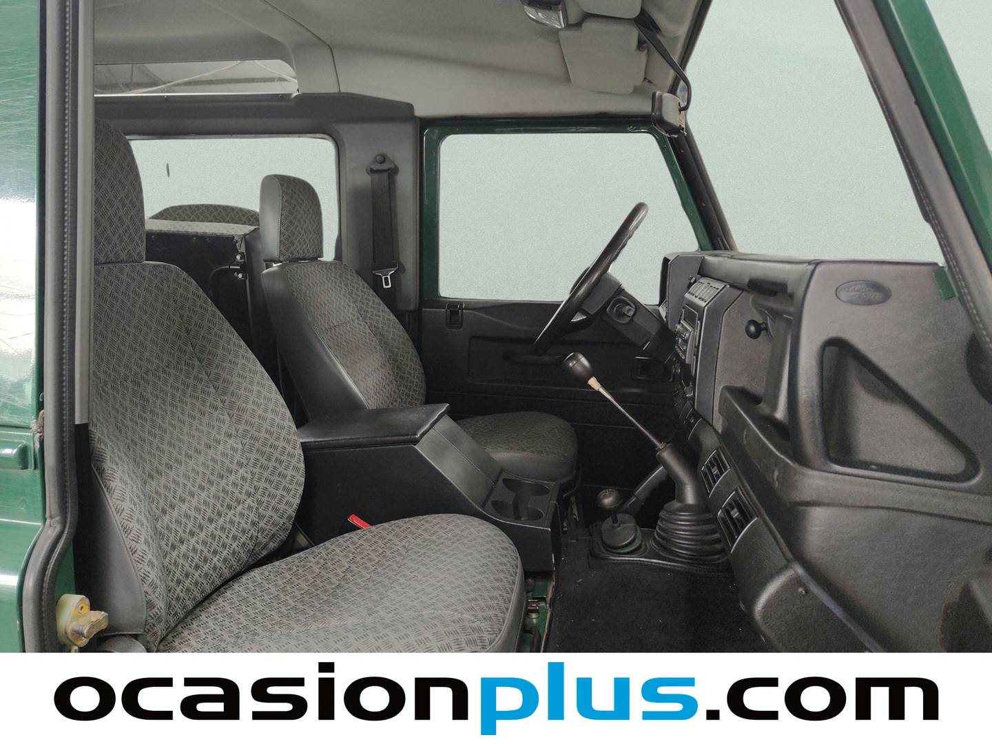 Foto Land Rover Defender Land Rover Defender 2.5 TD5 90 SW S (122 CV)