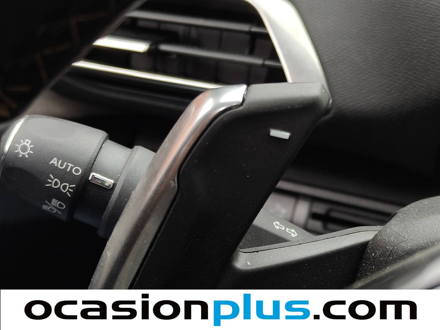 Foto Peugeot 3008 Peugeot 3008 PureTech 130 S&S GT EAT8 96 kW (130 CV)