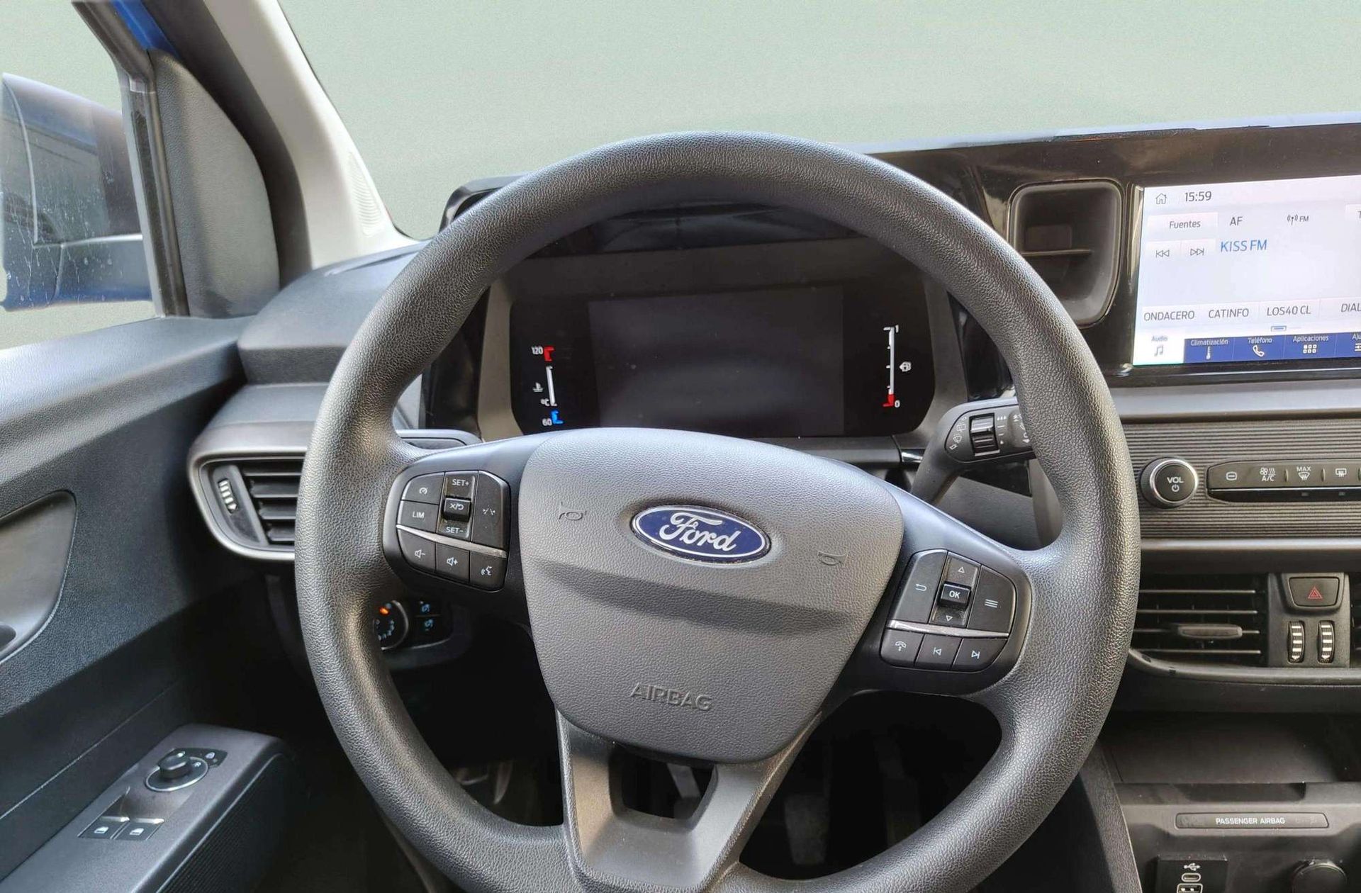 Ford Tourneo Courier 1.0 EcoBoost Trend - foto 19