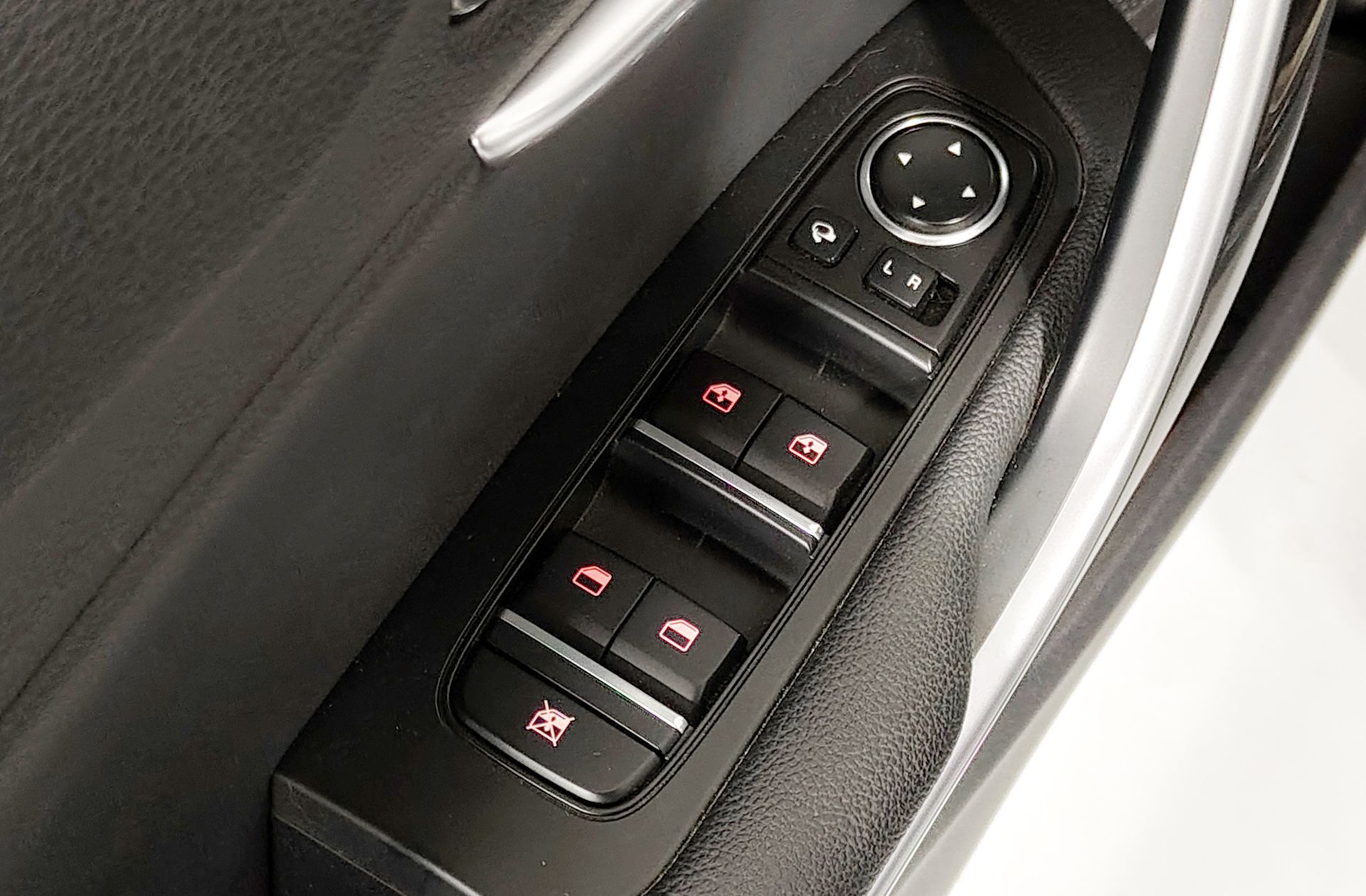 Kia Ceed 1.6 GDi PHEV E-Tech - foto 30