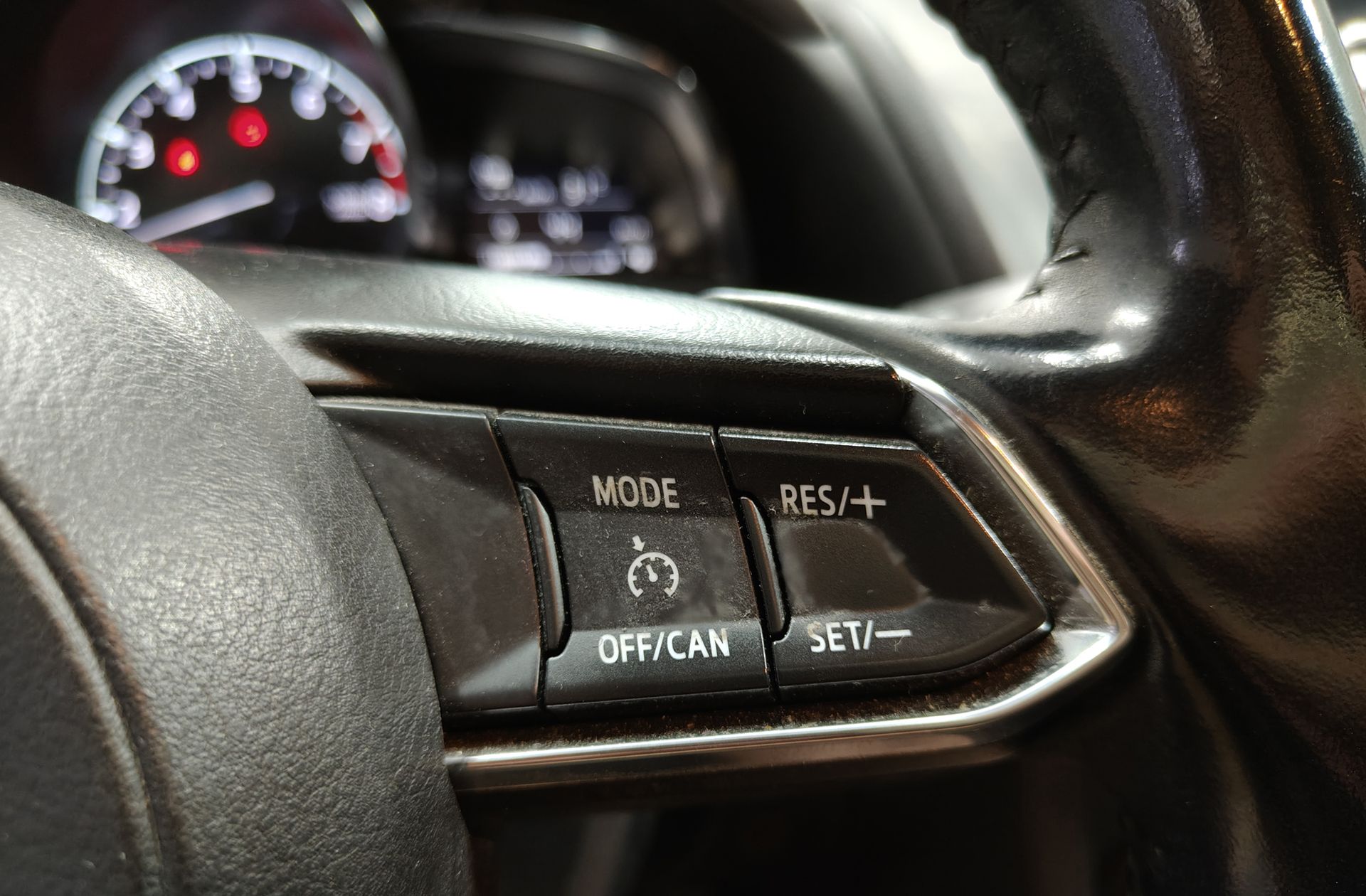 Mazda Mazda3 2.0 GE Black Tech Edition - foto 25