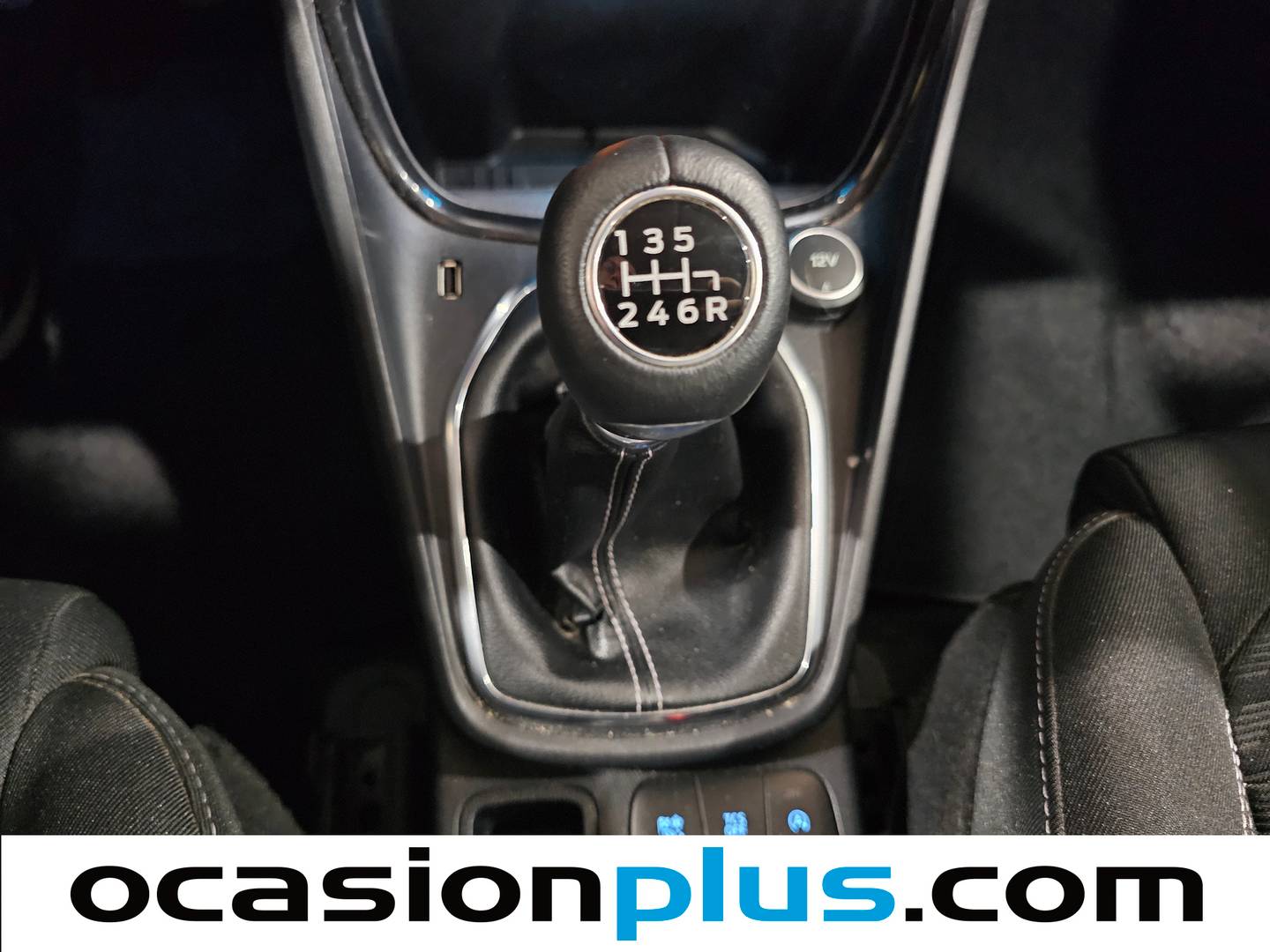 Ford Puma Ford Puma 1.0 EcoBoost MHEV Titanium Design (125 CV) de segunda mano