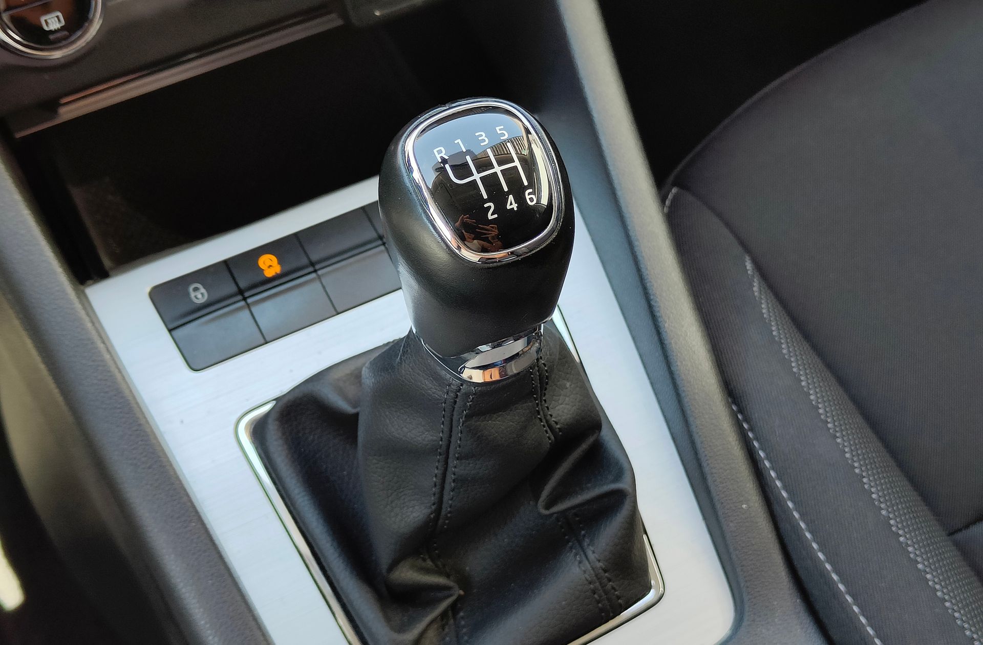 Škoda Octavia 1.4 TSI CNG Like - foto 5