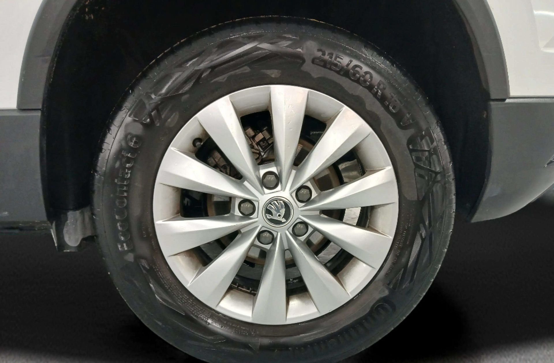 Škoda Karoq 2.0 TDI Selection - foto 34