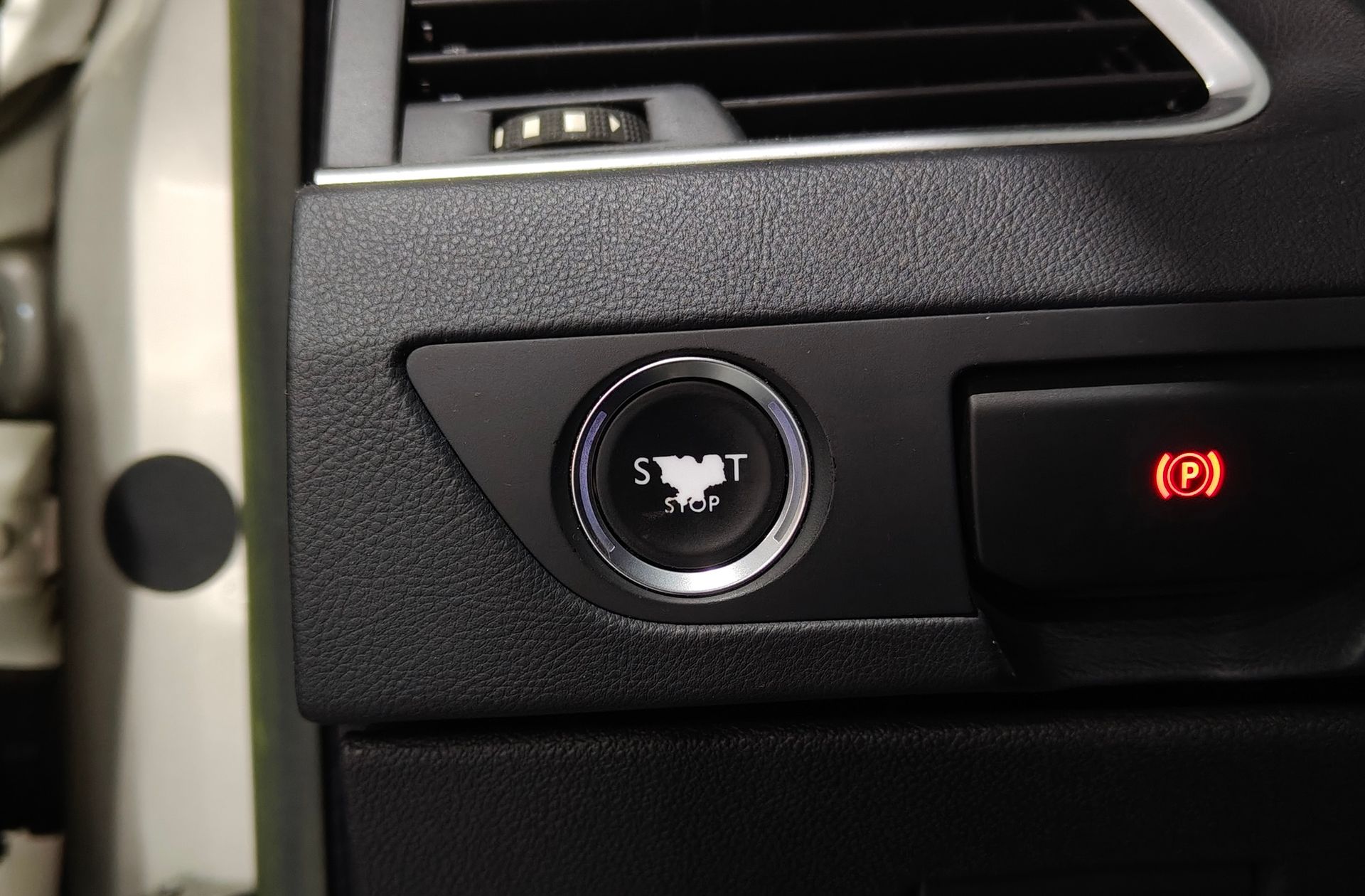 Peugeot 508 1.6 e-HDI Blue Lion Allure CMP - foto 27