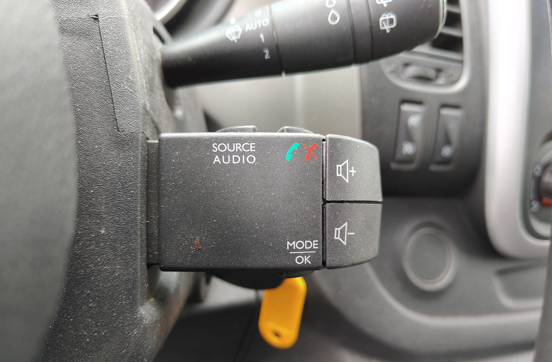 Renault Trafic Passenger Energy dCi 9 plazas - foto 24