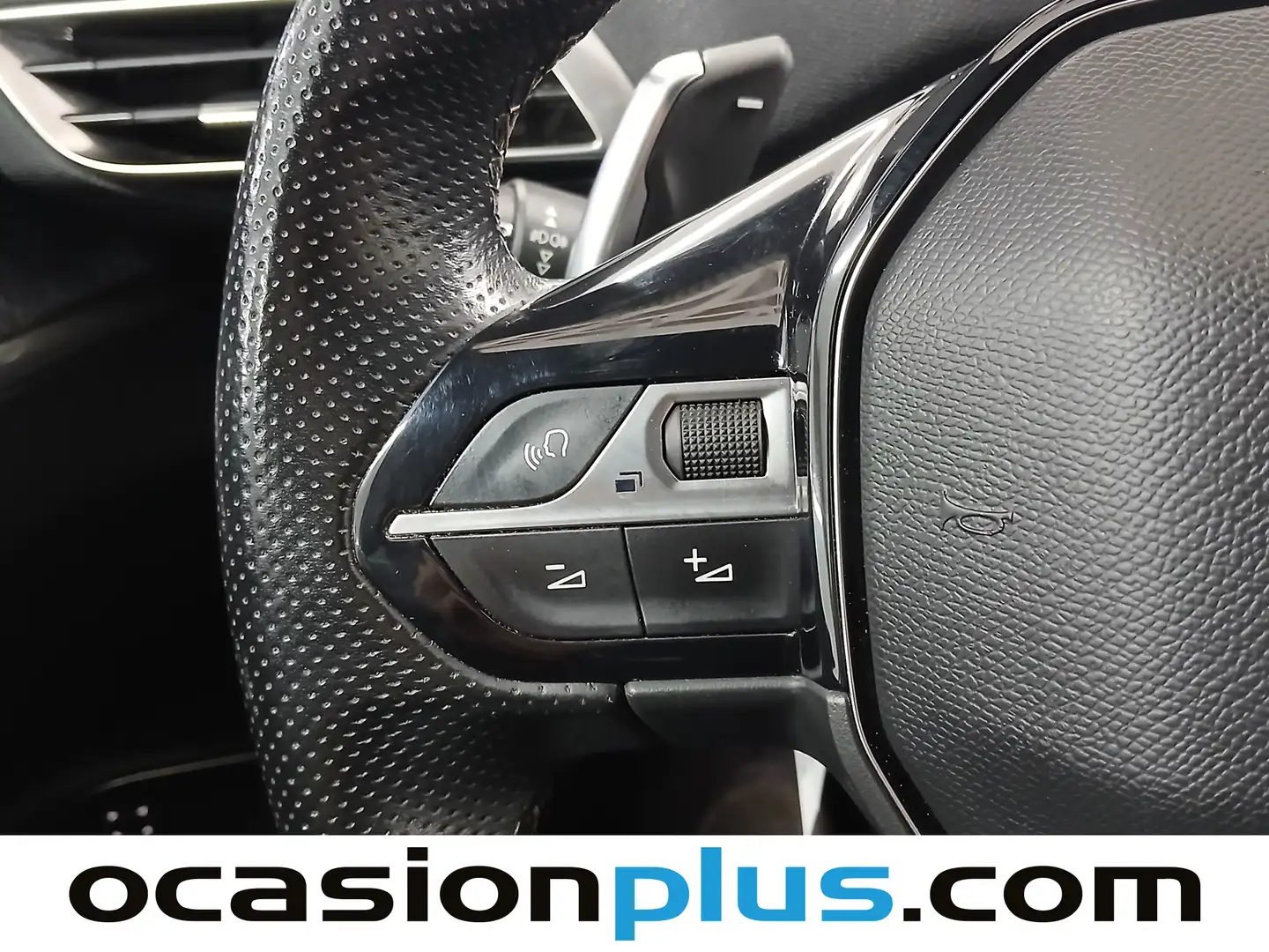 Foto Peugeot 3008 Peugeot 3008 PureTech 130 S&S GT Line EAT8 (130 CV)