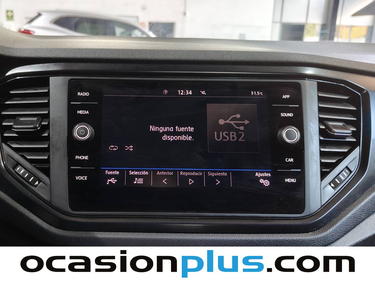 Foto Volkswagen T-Roc Volkswagen T-Roc Edition 1.6 TDI (115 CV)