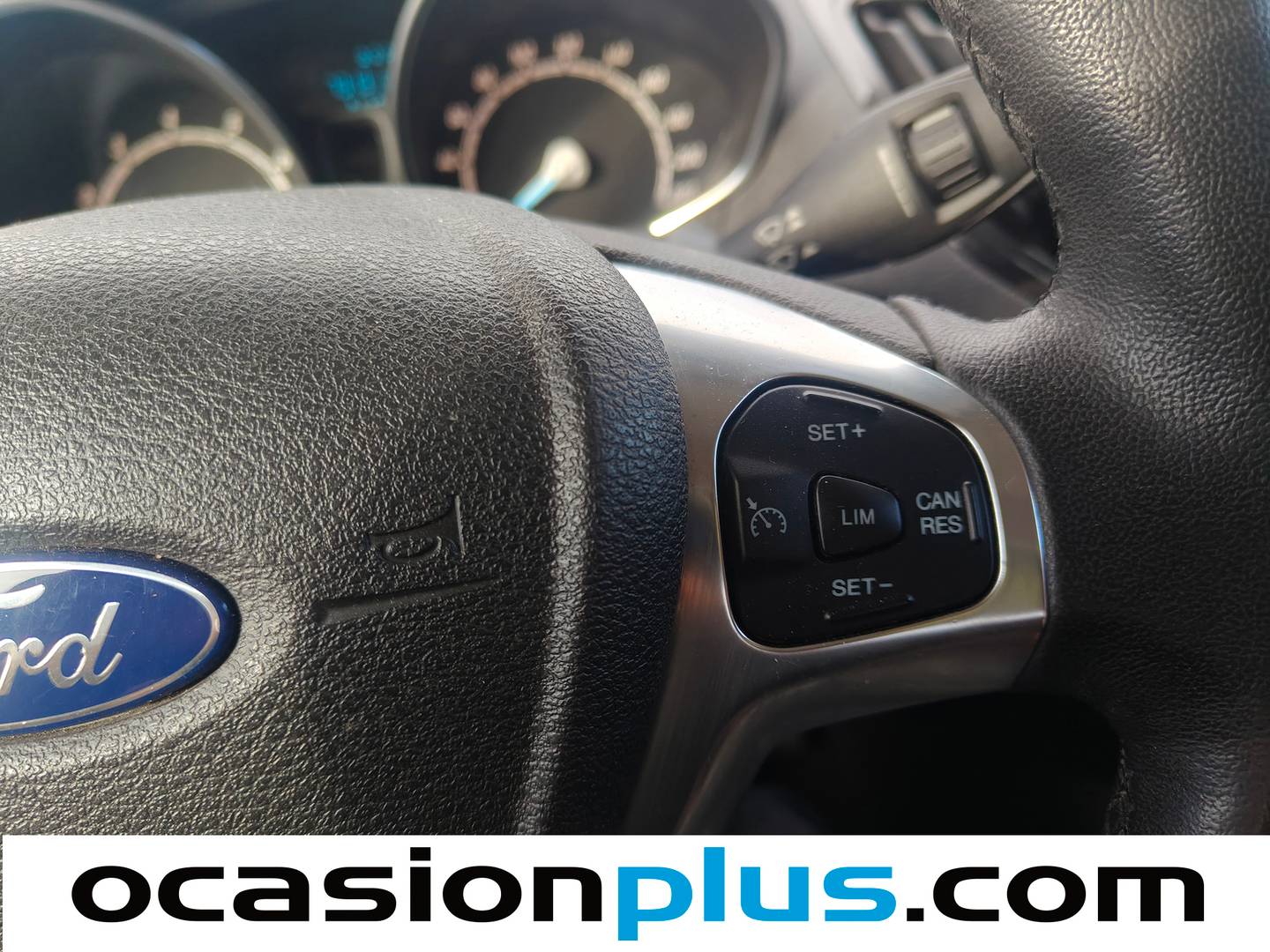 Extras del Ford Tourneo Courier Ford Tourneo Courier 1.0 EcoBoost Titanium (100 CV)