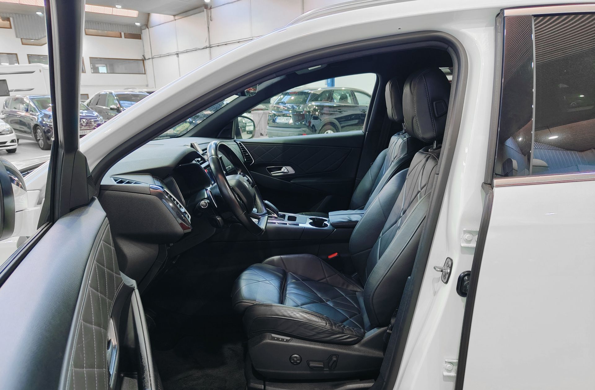 DS DS 7 Crossback BlueHDi 180 So Chic - foto 15