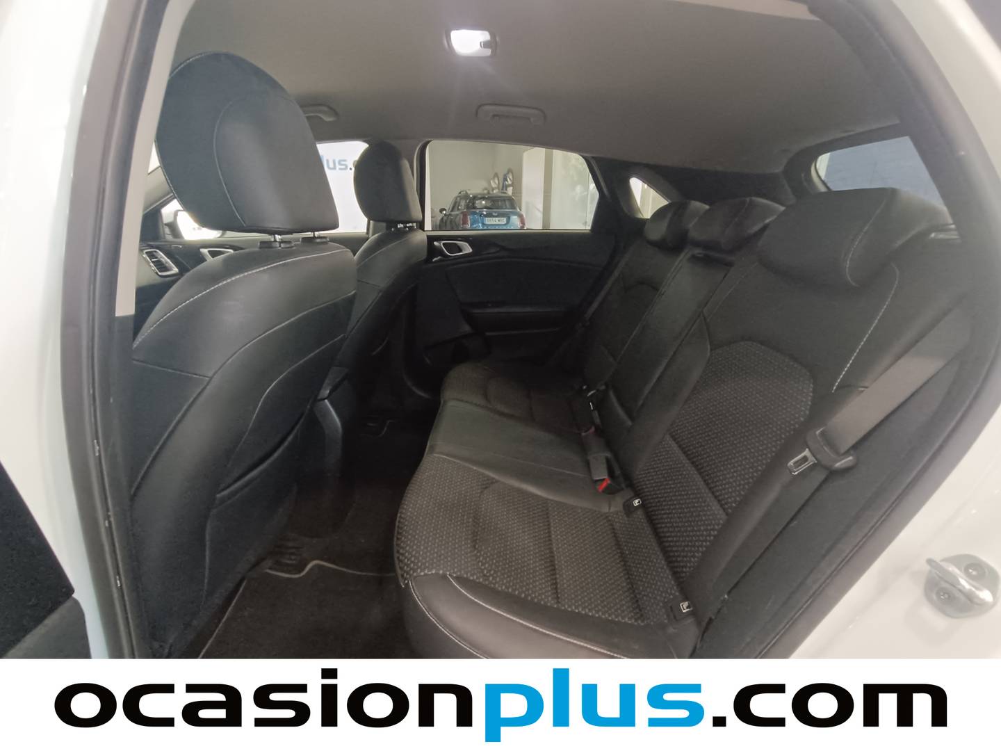 Foto asientos traseros KIA Ceed Kia Ceed 1.4 CVVT x-Tech17 (100 CV)