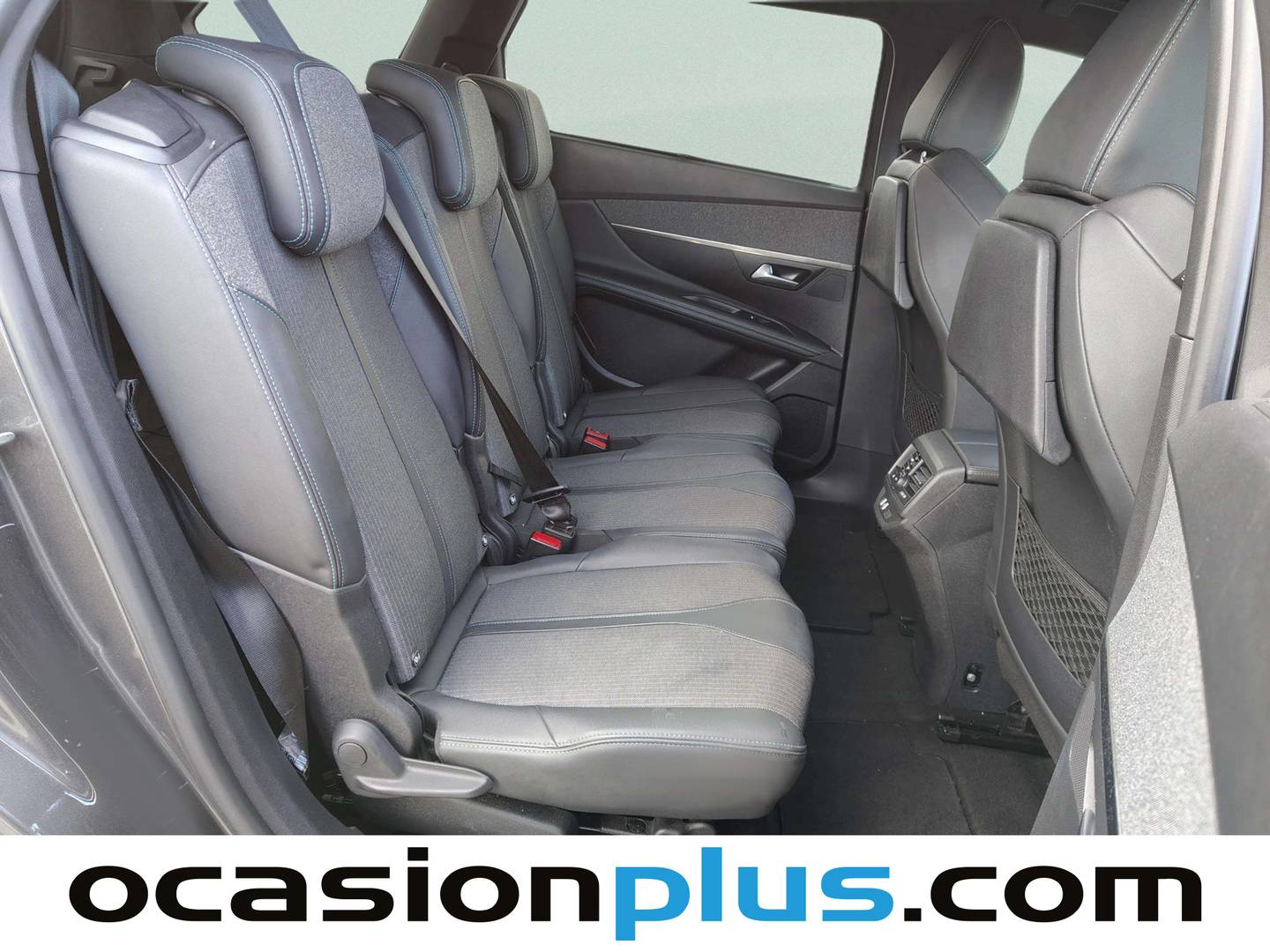 Foto Peugeot 5008 Peugeot 5008 PureTech 130 S&S Allure Pack EAT8 (130 CV) 7 plazas