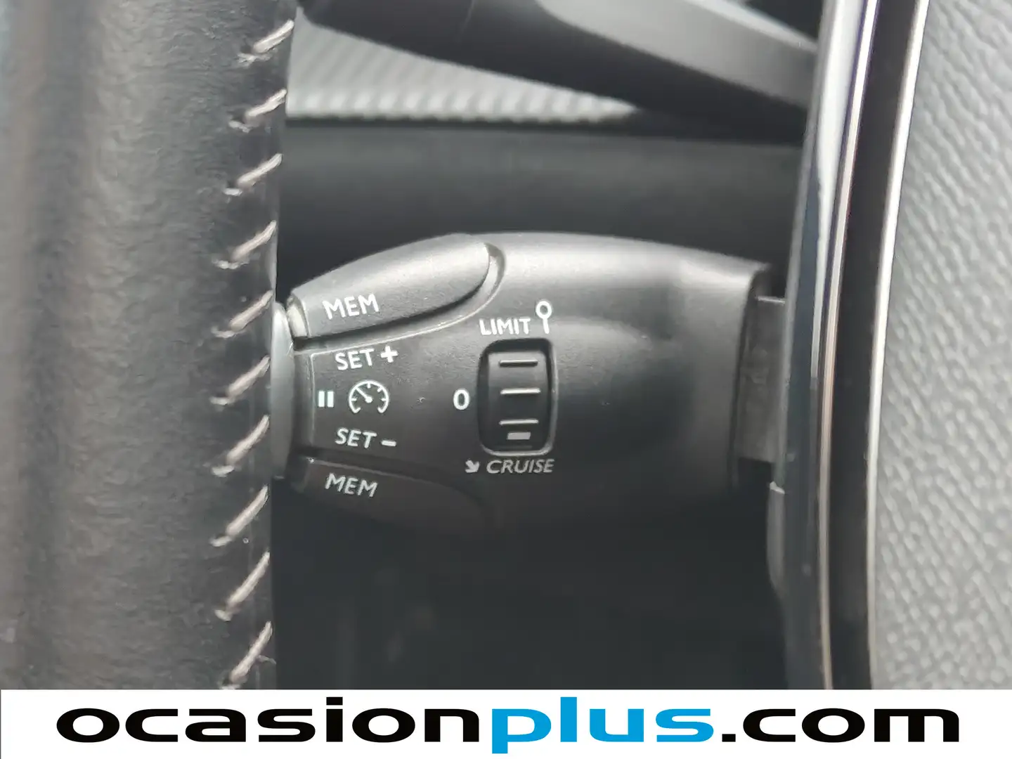 Foto Peugeot 2008 Peugeot 2008 PureTech 130 S&S Allure Pack (130 CV)