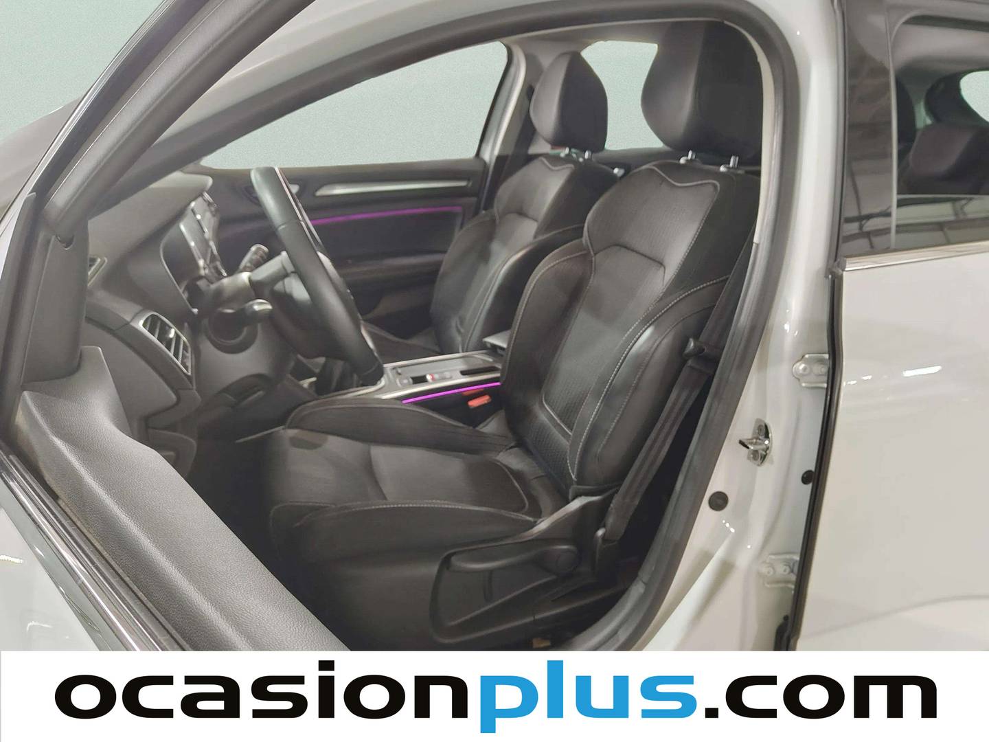 Foto asientos delanteros Renault Mégane Renault Megane Zen TCe (140 CV) GPF