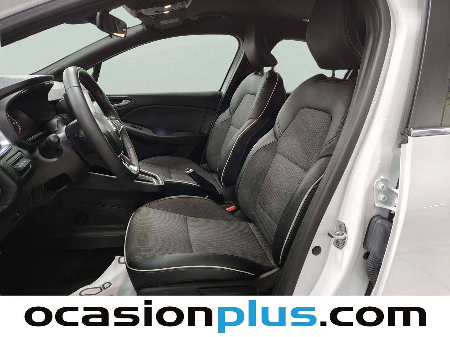 Foto Renault Clio RENAULT Clio Zen TCe (90CV) X-Tronic