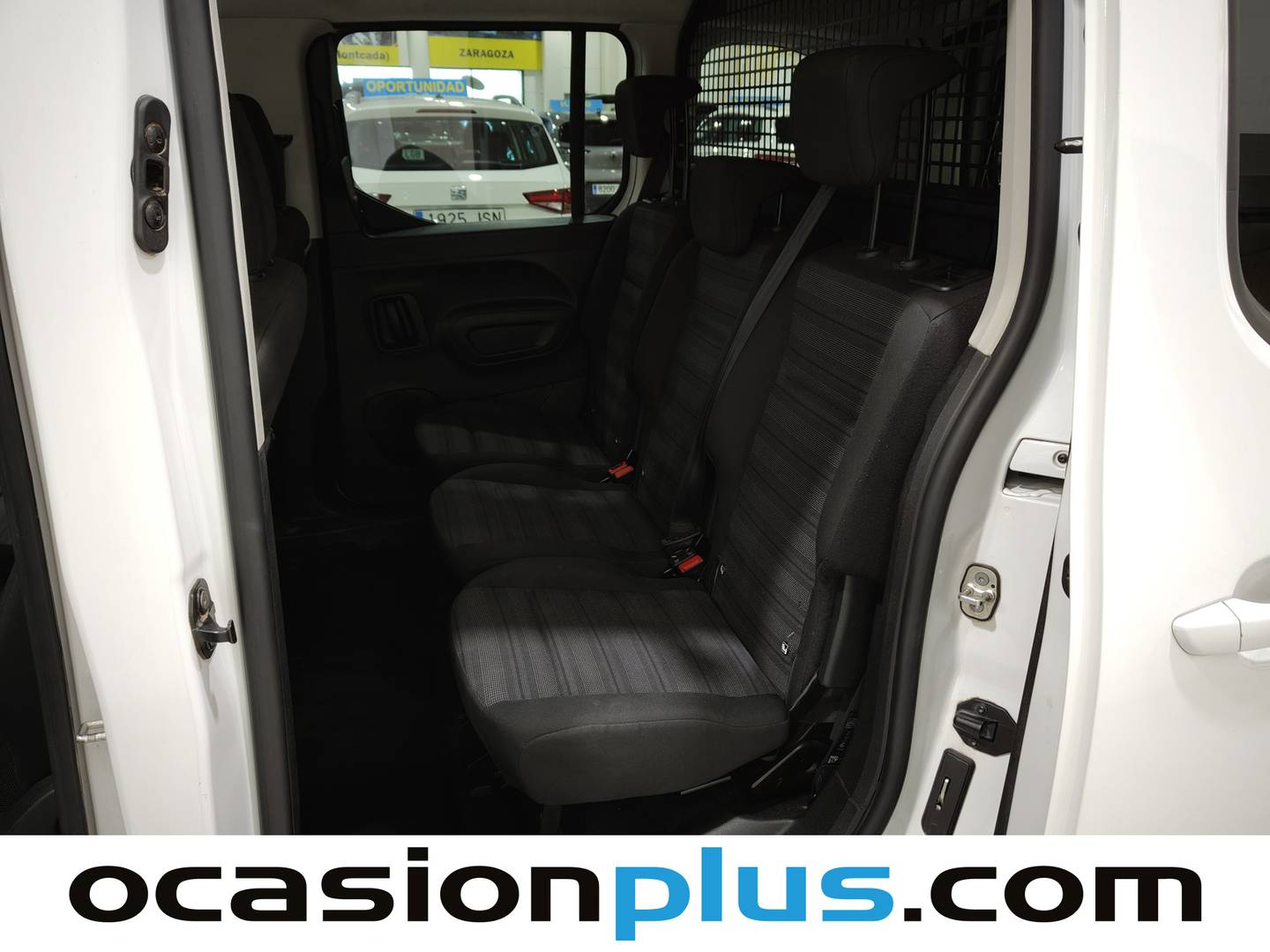 Foto Opel Combo Life Opel Combo Life 1.5 TD Business Edition Plus L1  (102 CV)