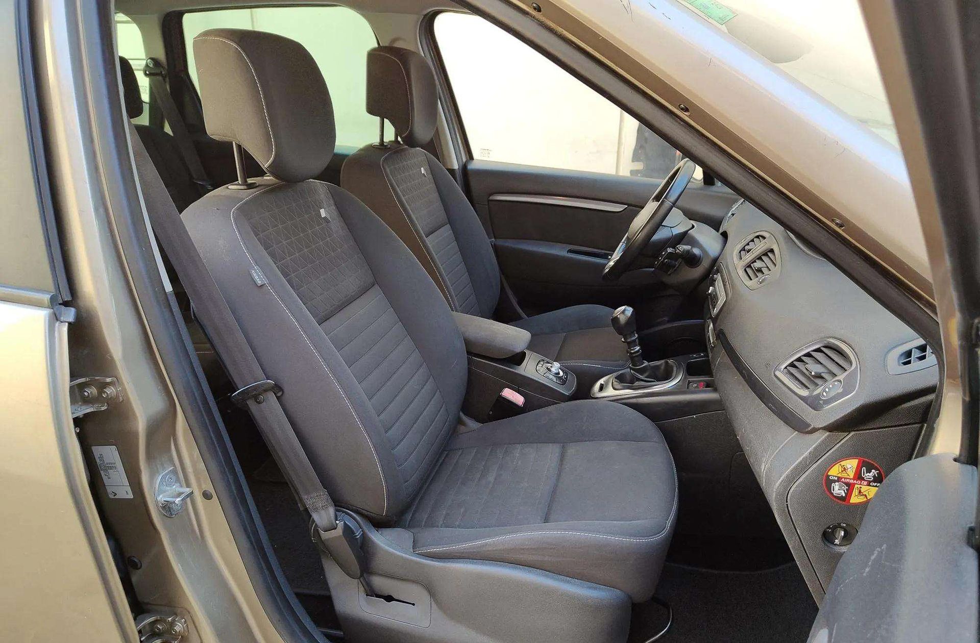 Renault Scénic 1.6 dCi Energy Limited - foto 14