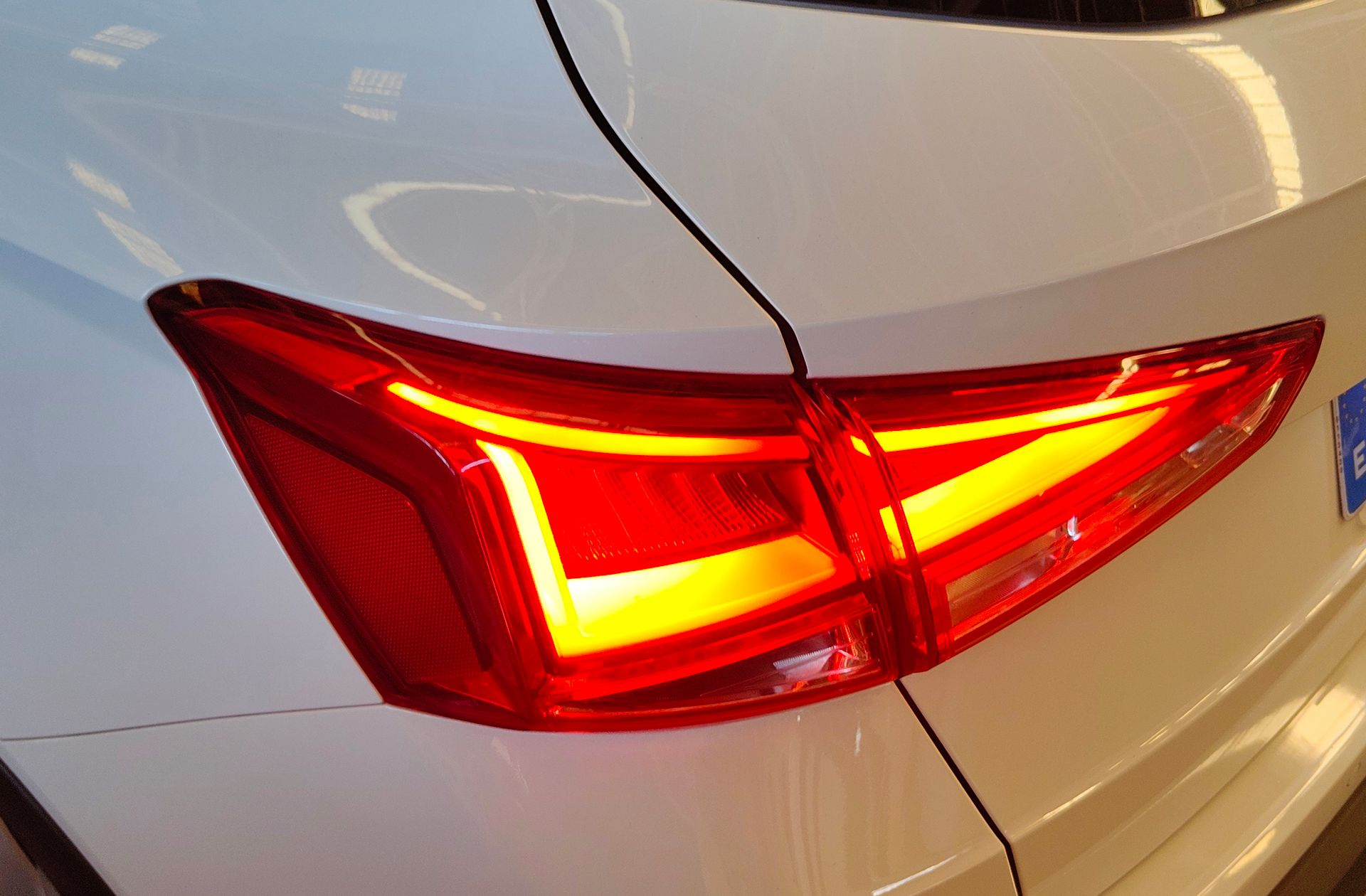 SEAT Arona 1.0 TSI Ecomotive FR Edition DSG - foto 16