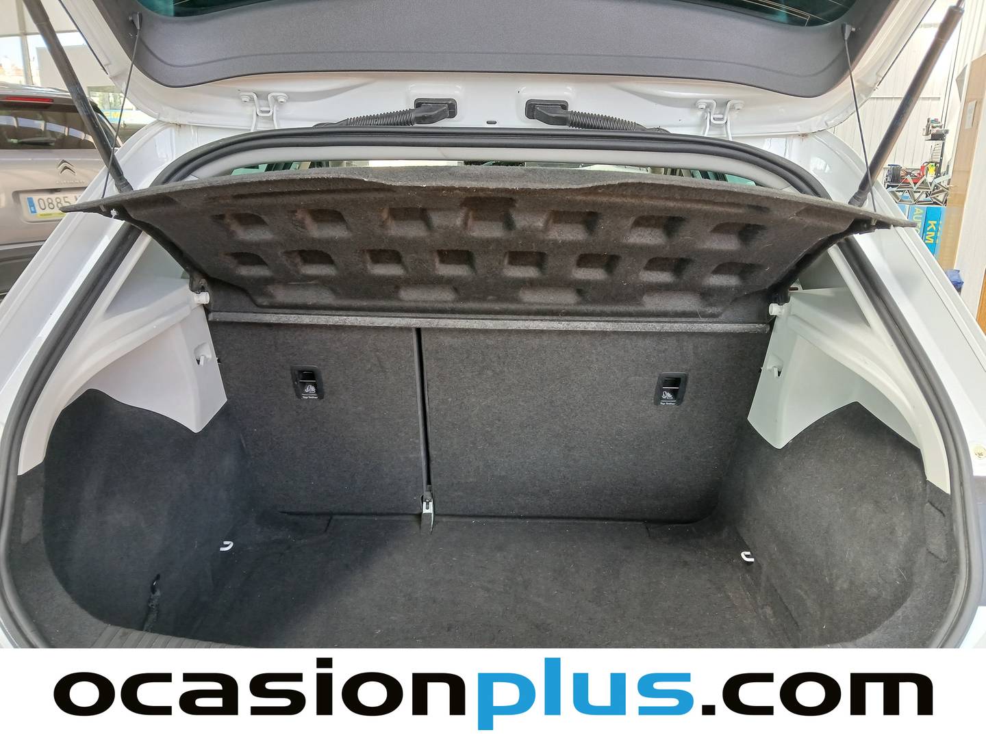 Fotos maletero Seat León Seat León 2.0 TDI S&S FR Plus (150 CV)