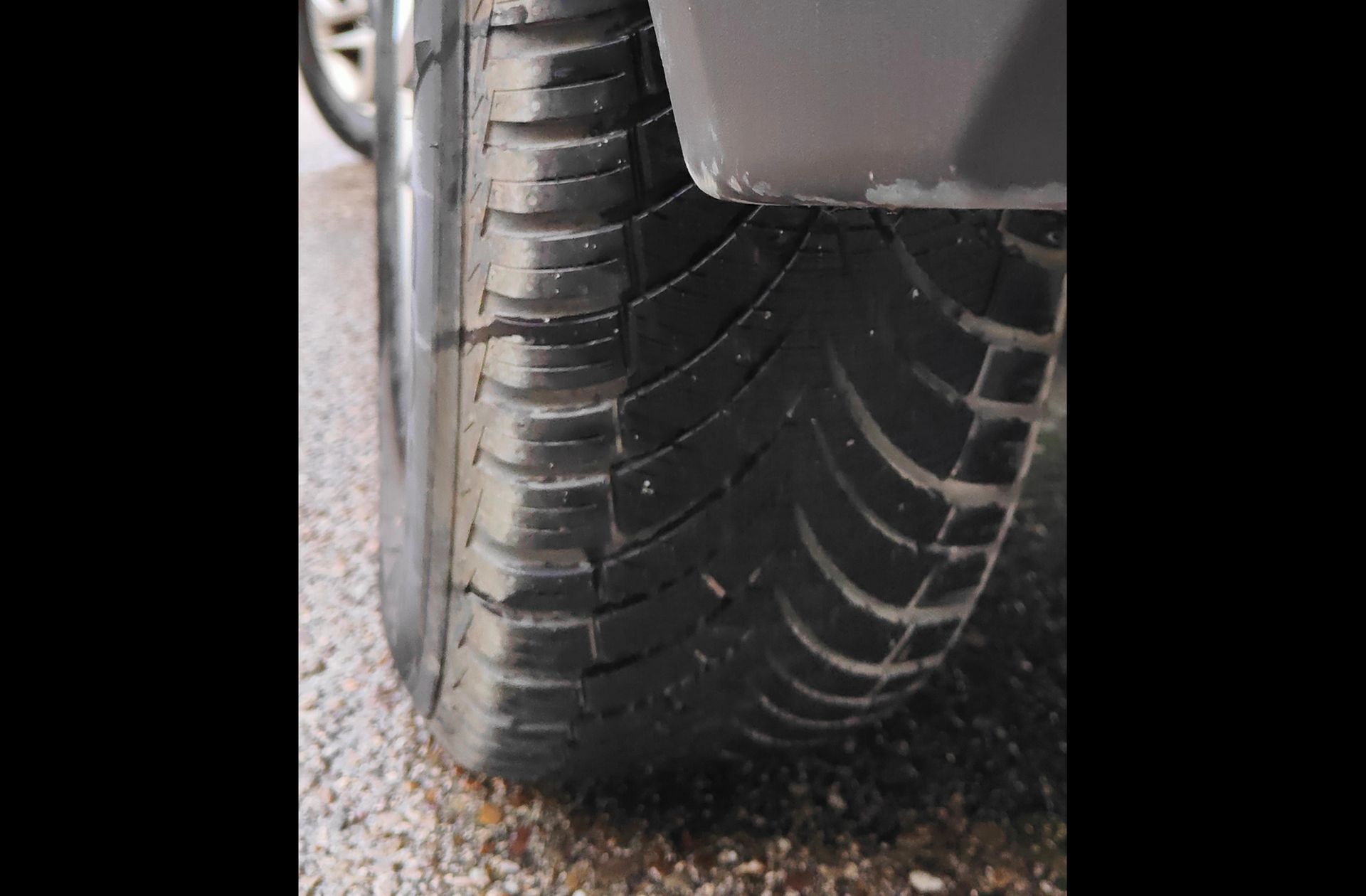 Hyundai Tucson 1.6 GDI BlueDrive Essence 4x2 - foto 29