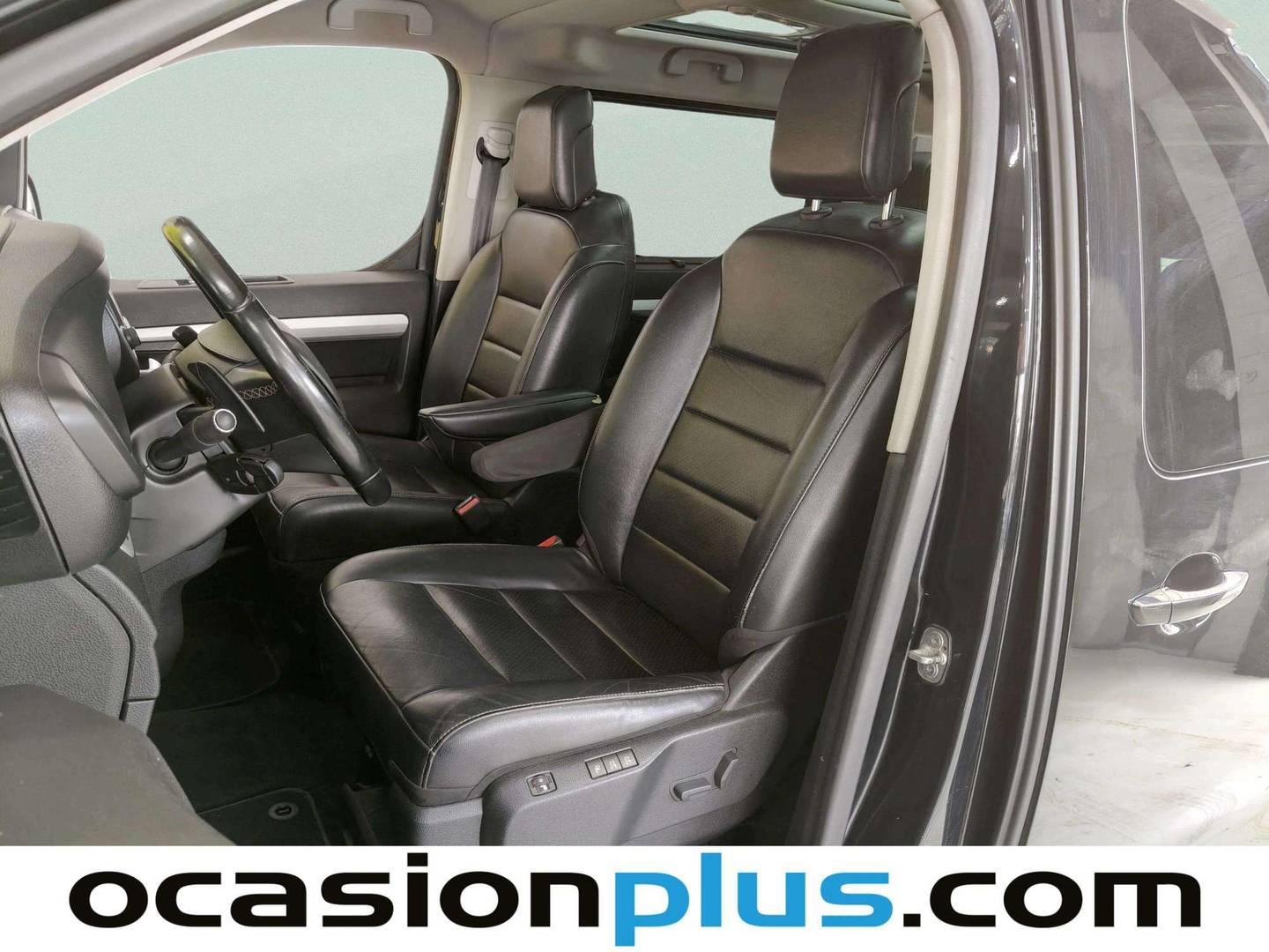 Foto asientos traseros Peugeot Traveller Peugeot Traveller BlueHDi 150 Allure Standard EAT6 (180 CV) 7 Plazas