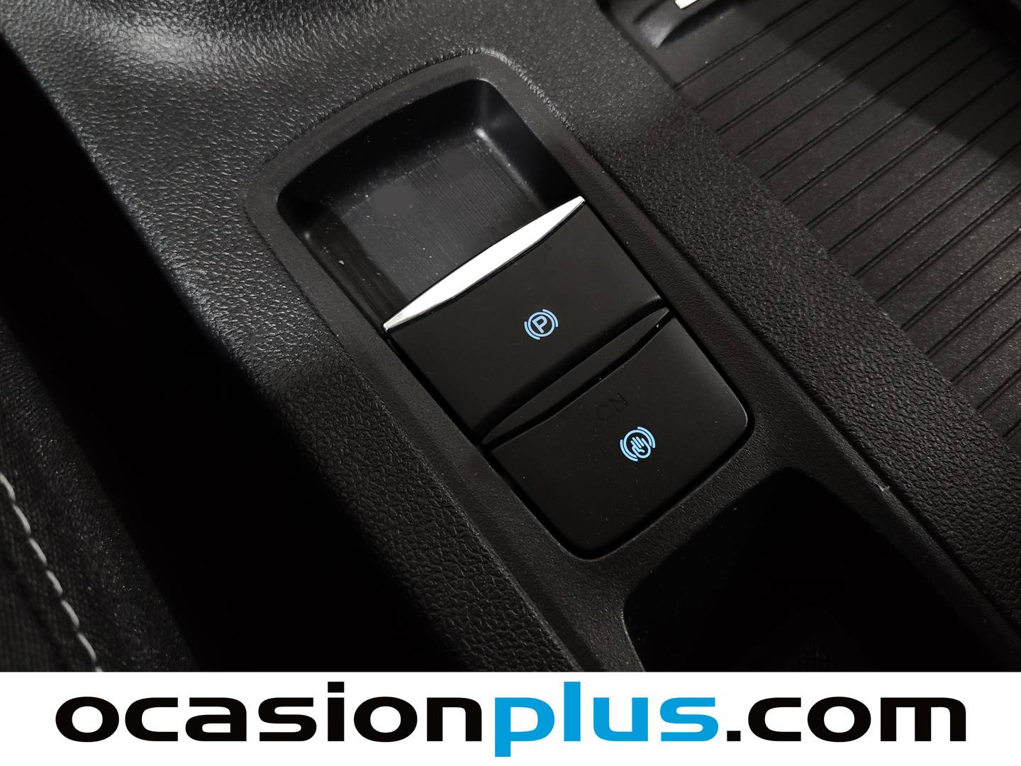 Ford Kuga Ford Kuga 1.5 EcoBoost Titanium 4x2 (150 CV) de segunda mano