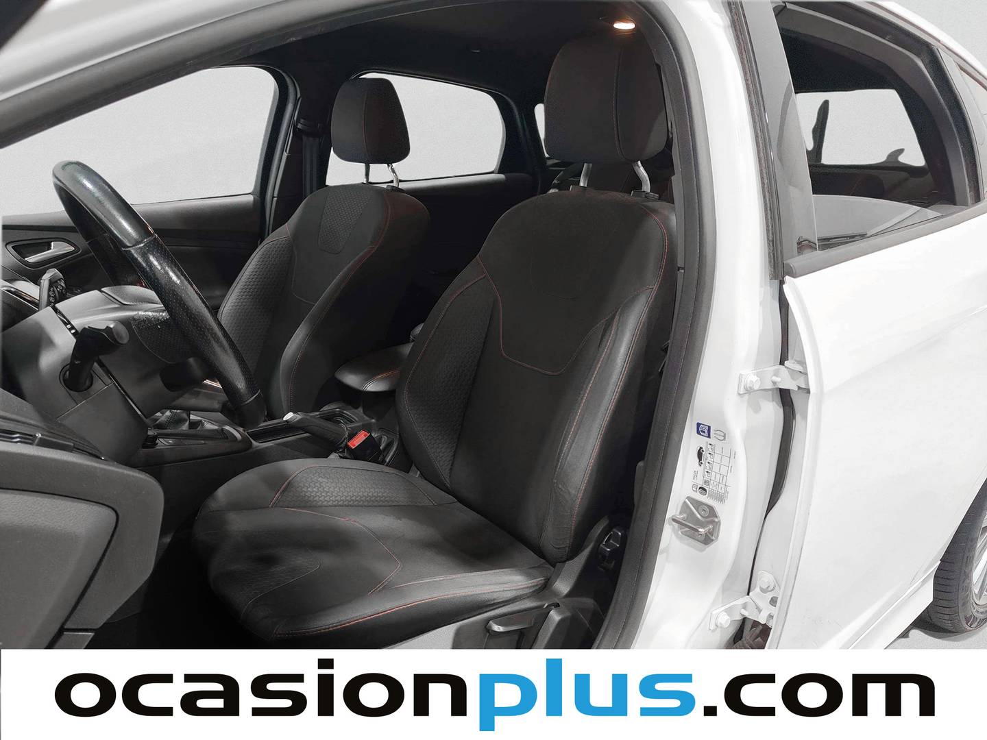 Foto asientos delanteros Ford Focus Ford Focus 1.0 Ecoboost S&S ST-Line (125 CV)