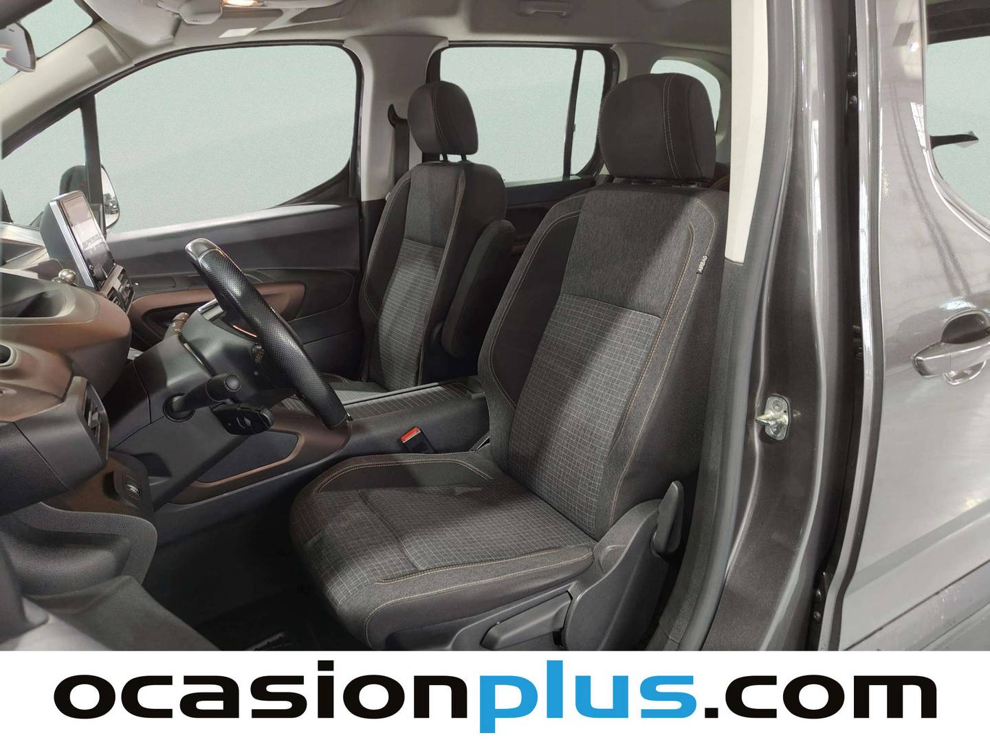 Foto asientos delanteros Peugeot Rifter Peugeot Rifter BlueHDi 130 GT Standard (130 CV)