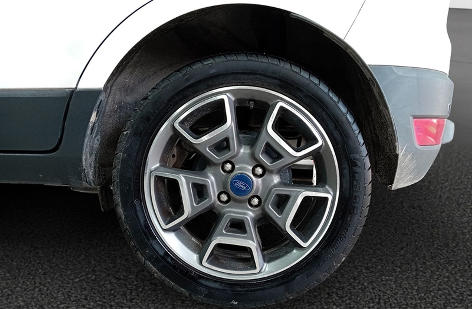 Ford EcoSport 1.5 TDCi Titanium - foto 35