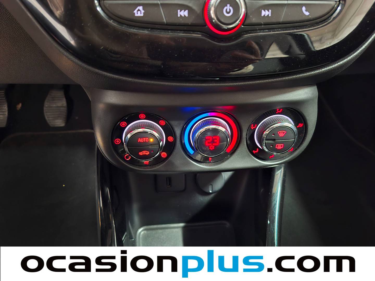 Foto Opel Adam Opel Adam 1.4 XER S&S Glam (100 CV)