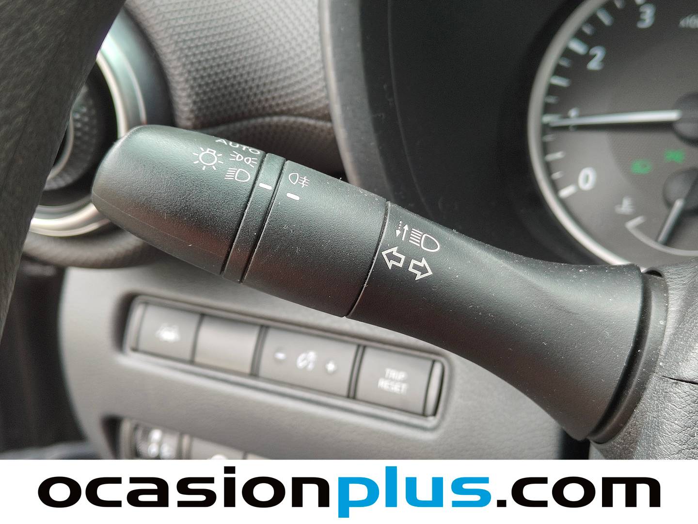 Acabados Nissan JUKE Nissan Juke 1.0 DIG-T Acenta 4x2 DCT (114 CV)