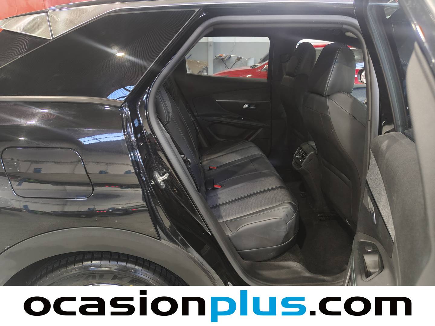 Foto Peugeot 3008 Hybrid Peugeot 3008 Hybrid 300 Allure Pack e-EAT8 (300 CV)