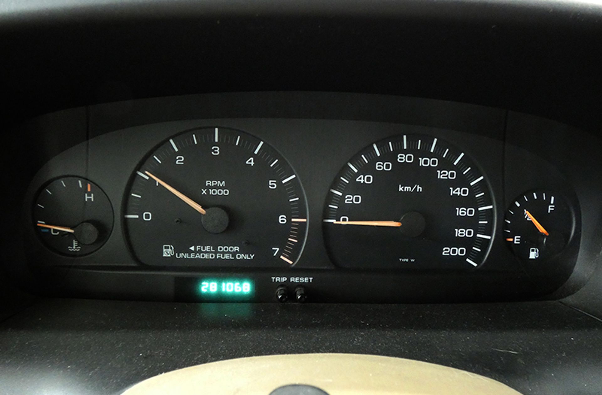 Chrysler Voyager 2.4 SE - foto 7
