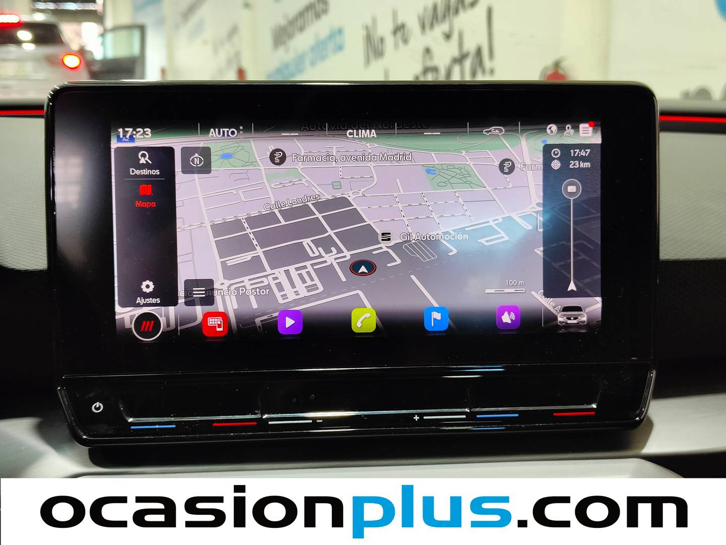 Equipamiento del Seat León Seat León 1.0 eTSI S&S FR XL DSG (110 CV)