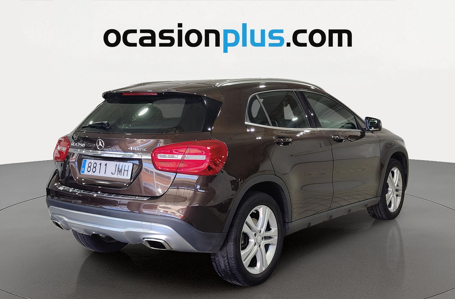 Mercedes-Benz GLA 250 4Matic Urban - foto 3