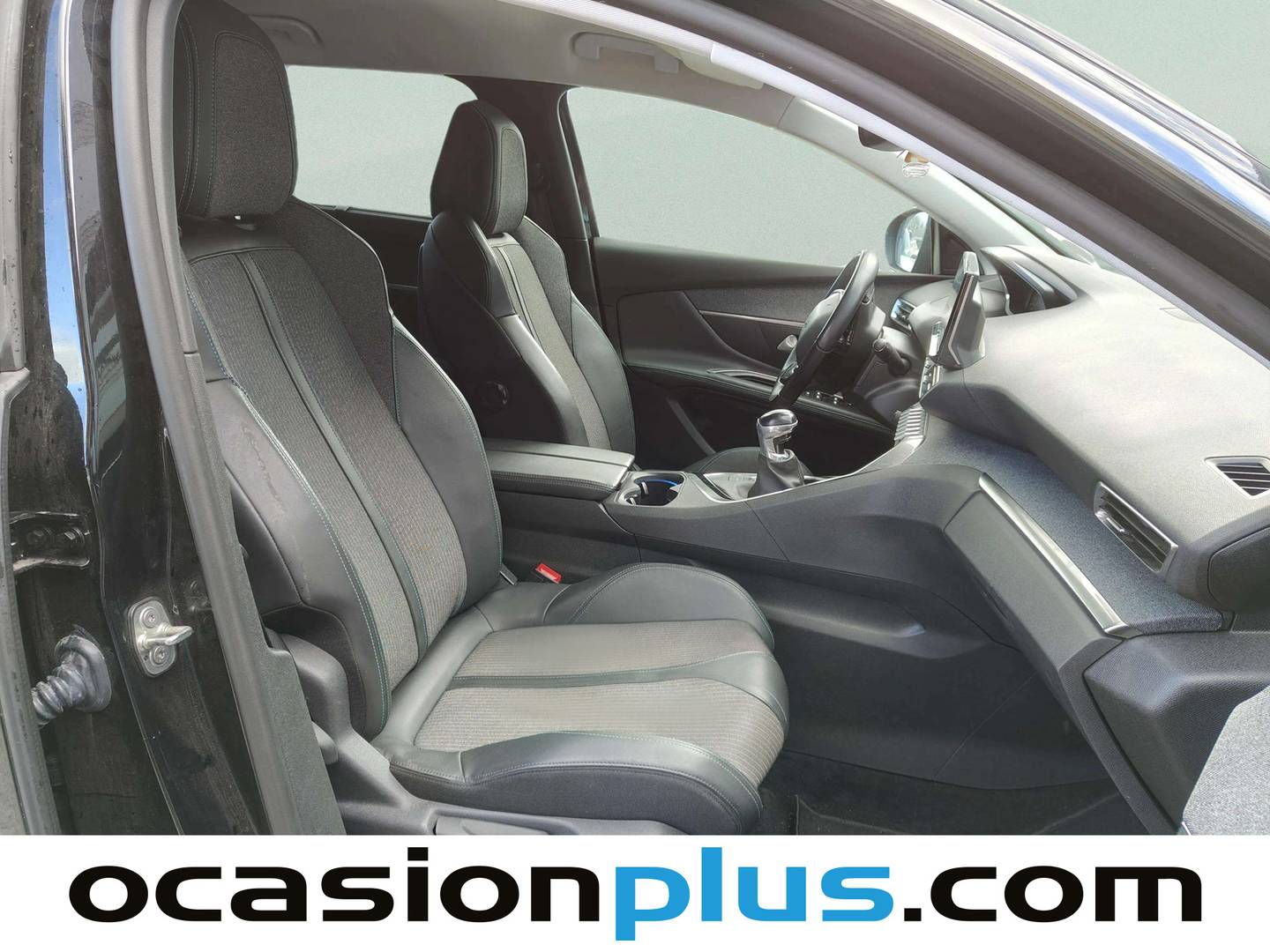 Foto Peugeot 5008 Peugeot 5008 PureTech 130 S&S Allure Pack (130 CV) 7 plazas