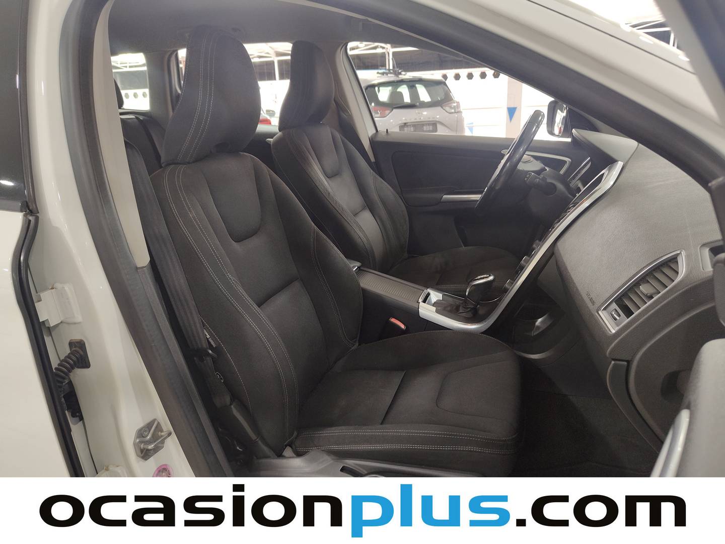 Foto Volvo XC60 Volvo XC60 D3 Kinetic Auto (136 CV)