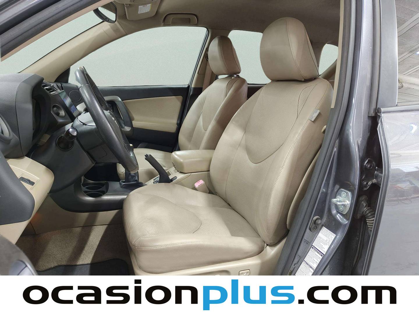 Foto asientos delanteros Toyota Rav4 Toyota Rav4 2.2 D-4D Executive 4x4 (150 CV)