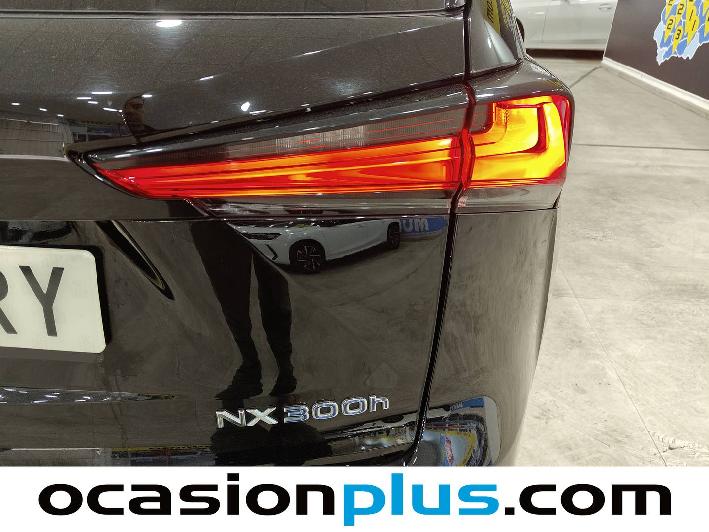 Lexus NX Lexus NX 300h Premium 2WD (197 CV) al mejor precio
