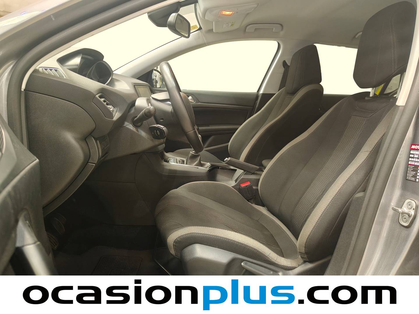 Foto asientos delanteros Peugeot 308 Peugeot 308 PureTech 130 S&S Style (130 CV)