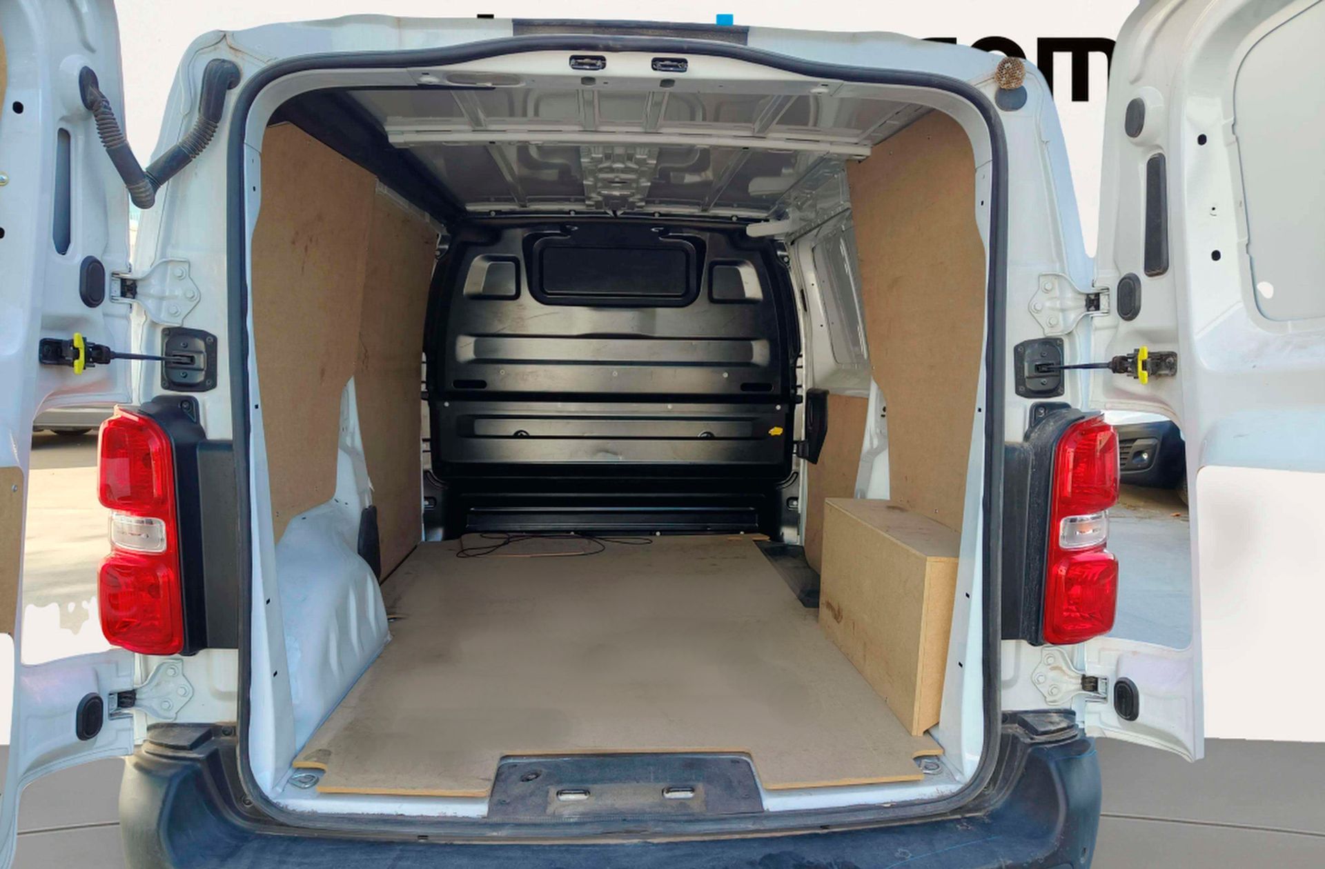 Fiat Scudo Furgon 1.5 BlueHDi L2 - foto 11