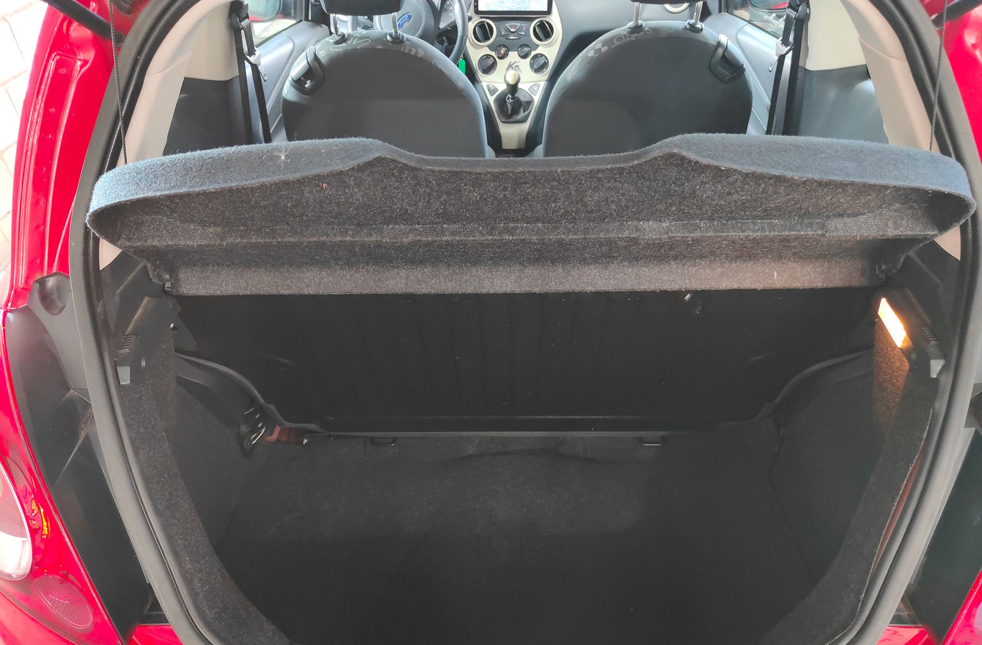 Ford Ka 1.2 Duratec Trend+ - foto 13